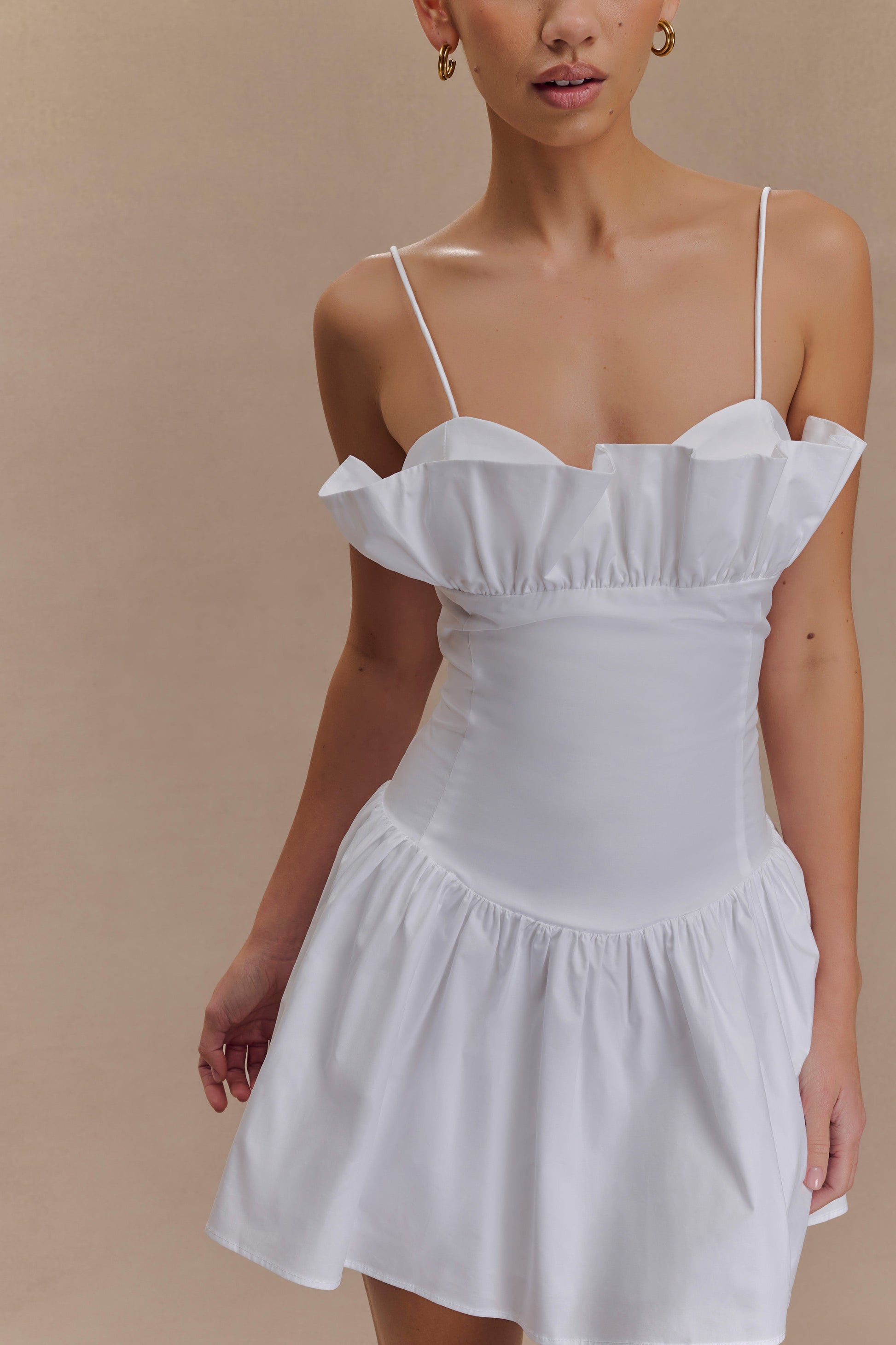 Janis Cotton Frill Mini Dress / White | MESHKI