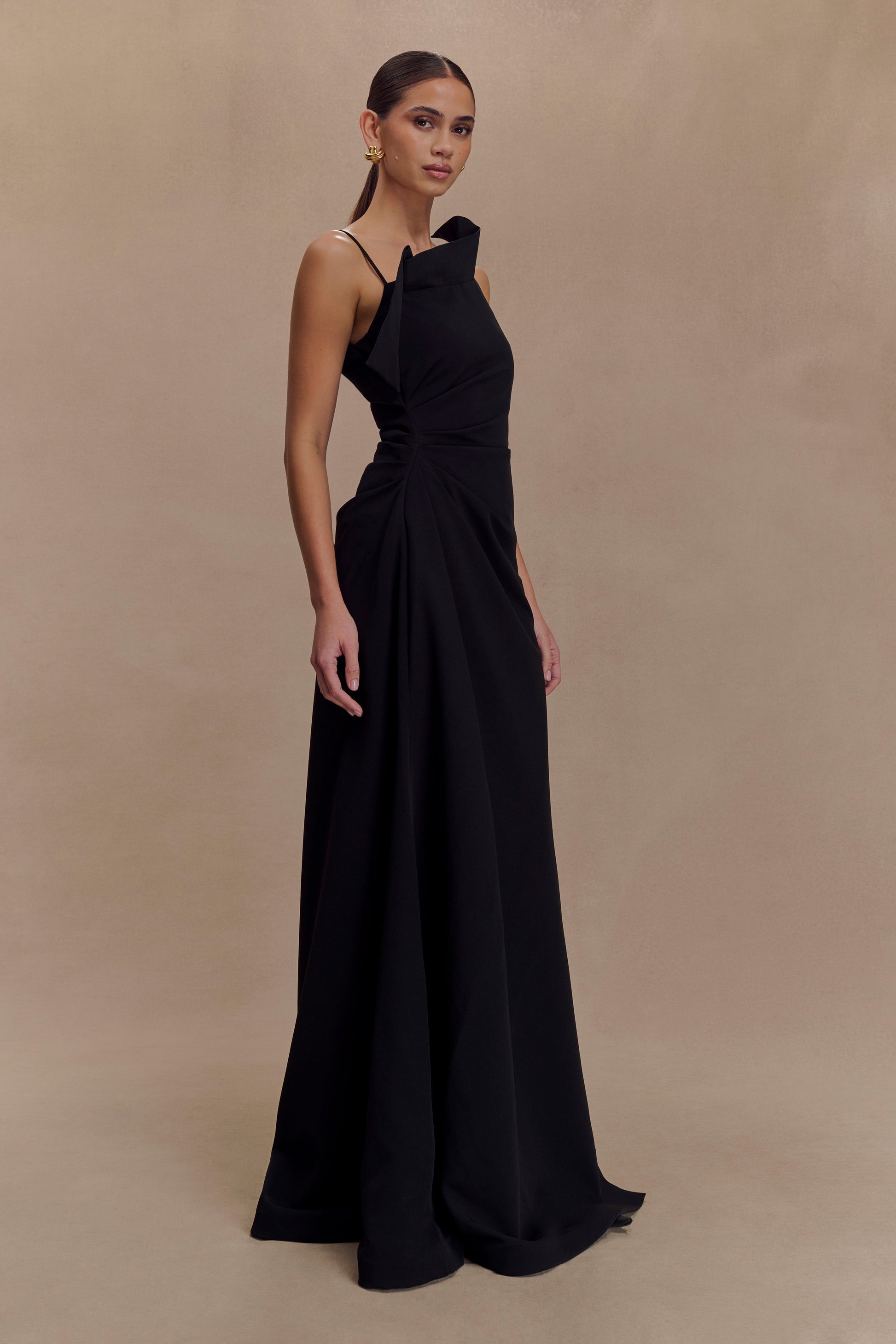 Adalyn One Shoulder Crepe Maxi Dress / Black | MESHKI | L Adalyn One Shoulder Crepe Maxi Dress / Black | MESHKI | L
