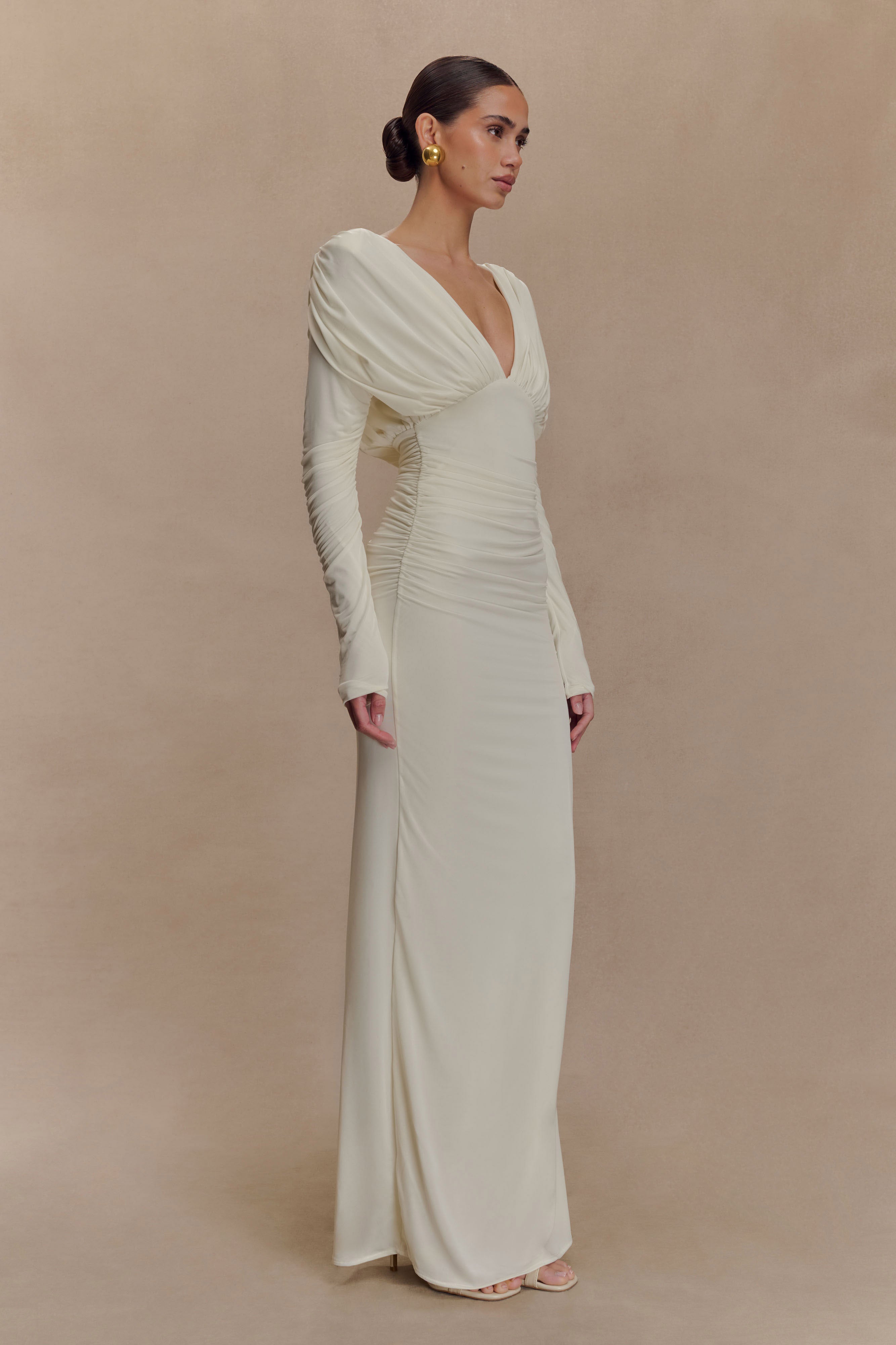 Hayden Long Sleeve Plunge Maxi Dress - Ivory | MESHKI US