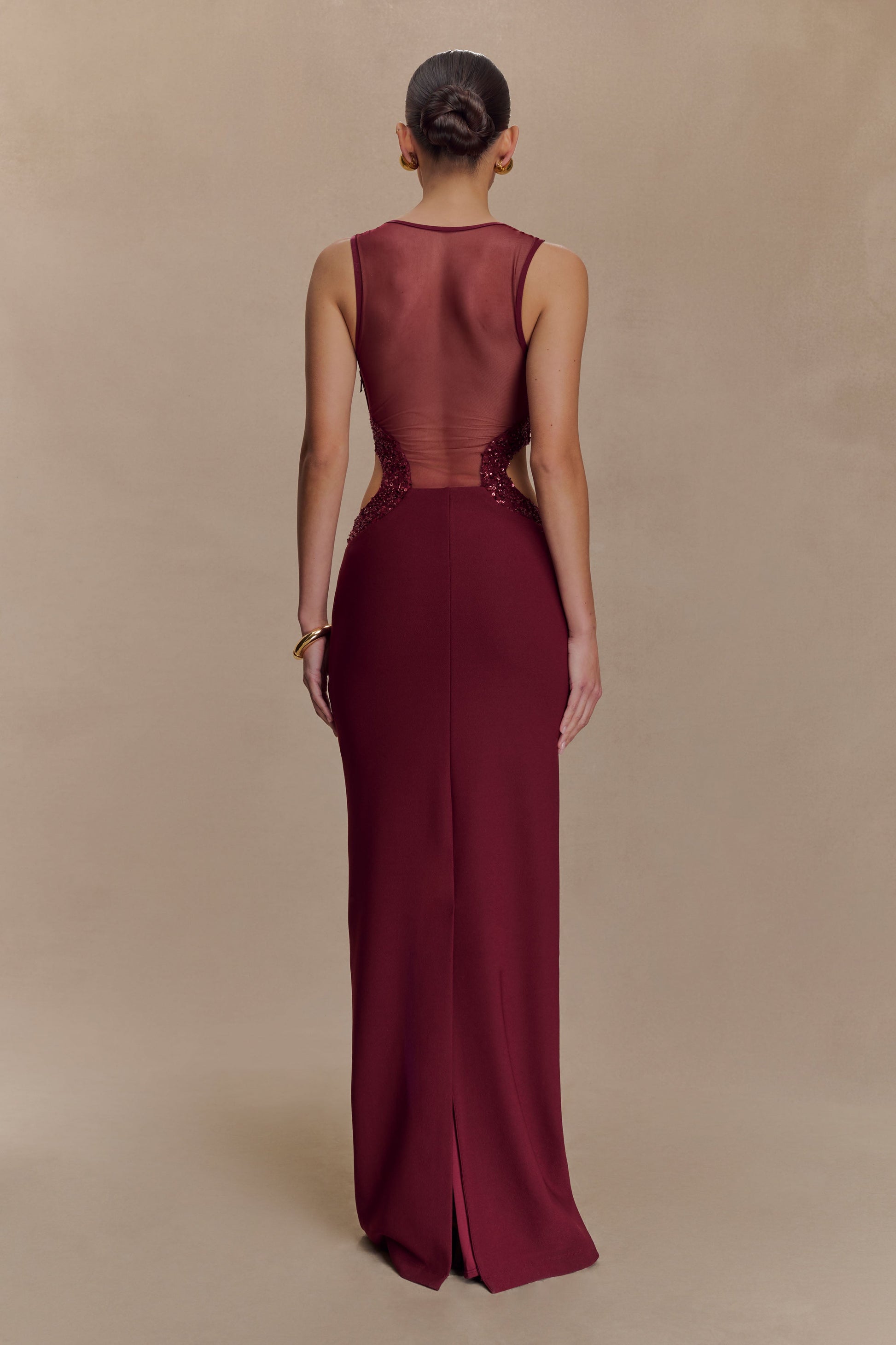 Angelique Beaded Crepe Maxi Dress / Wine | MESHKI