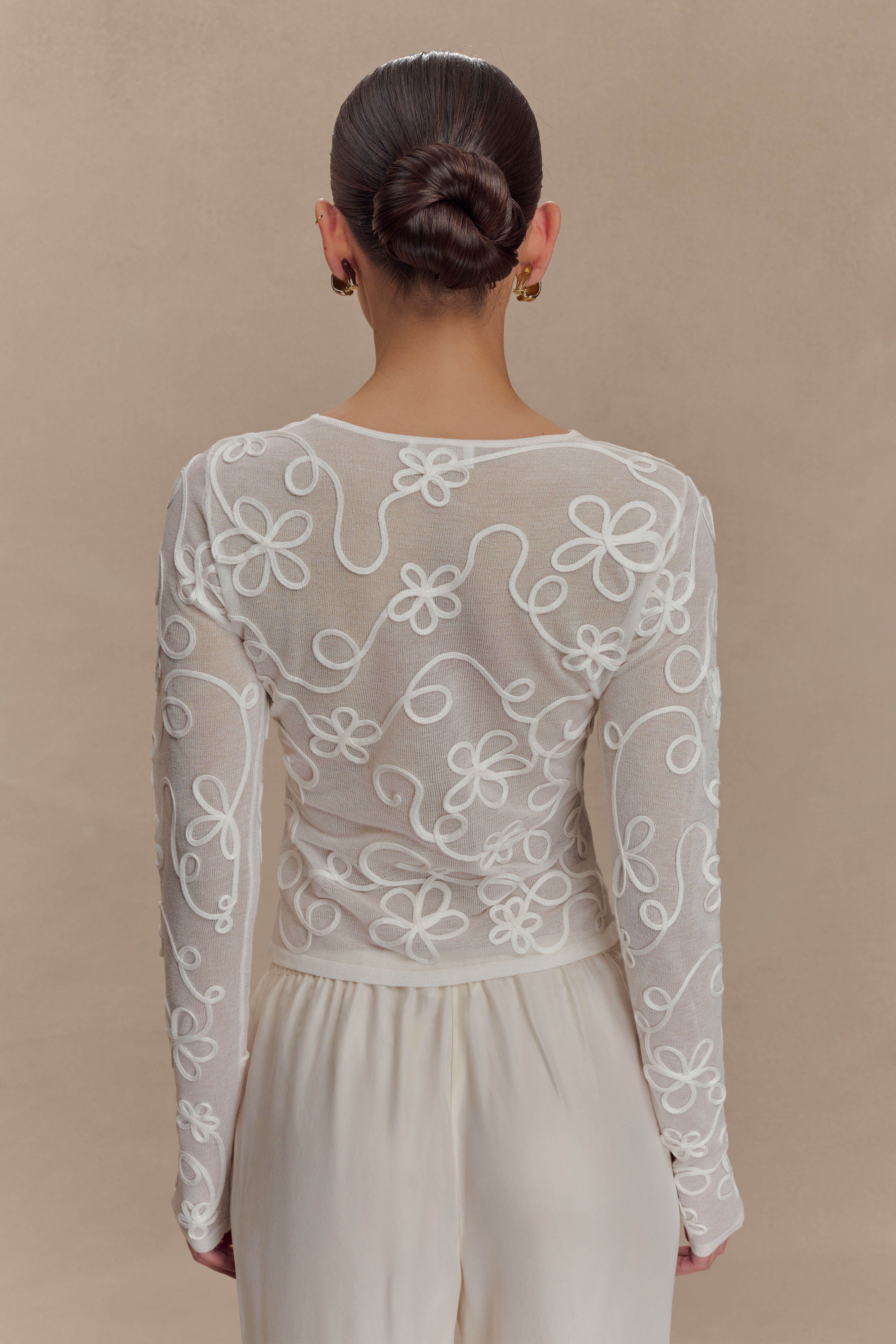 Omari Embroidery Long Sleeve Knit Top - Ivory | MESHKI US