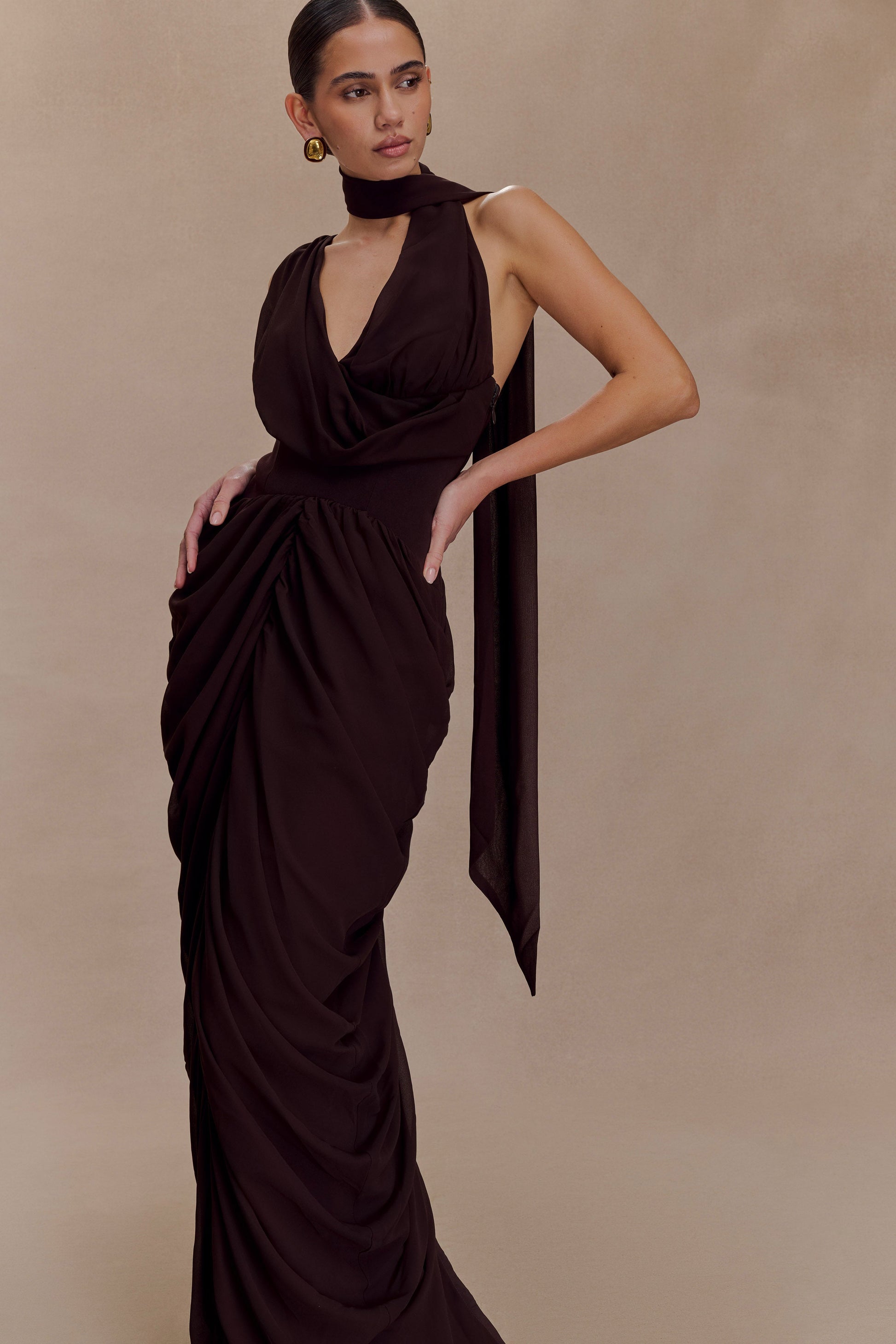 Alex Chiffon Maxi Dress / Cacao Brown | MESHKI | XXS Alex Chiffon Maxi Dress / Cacao Brown | MESHKI | XXS