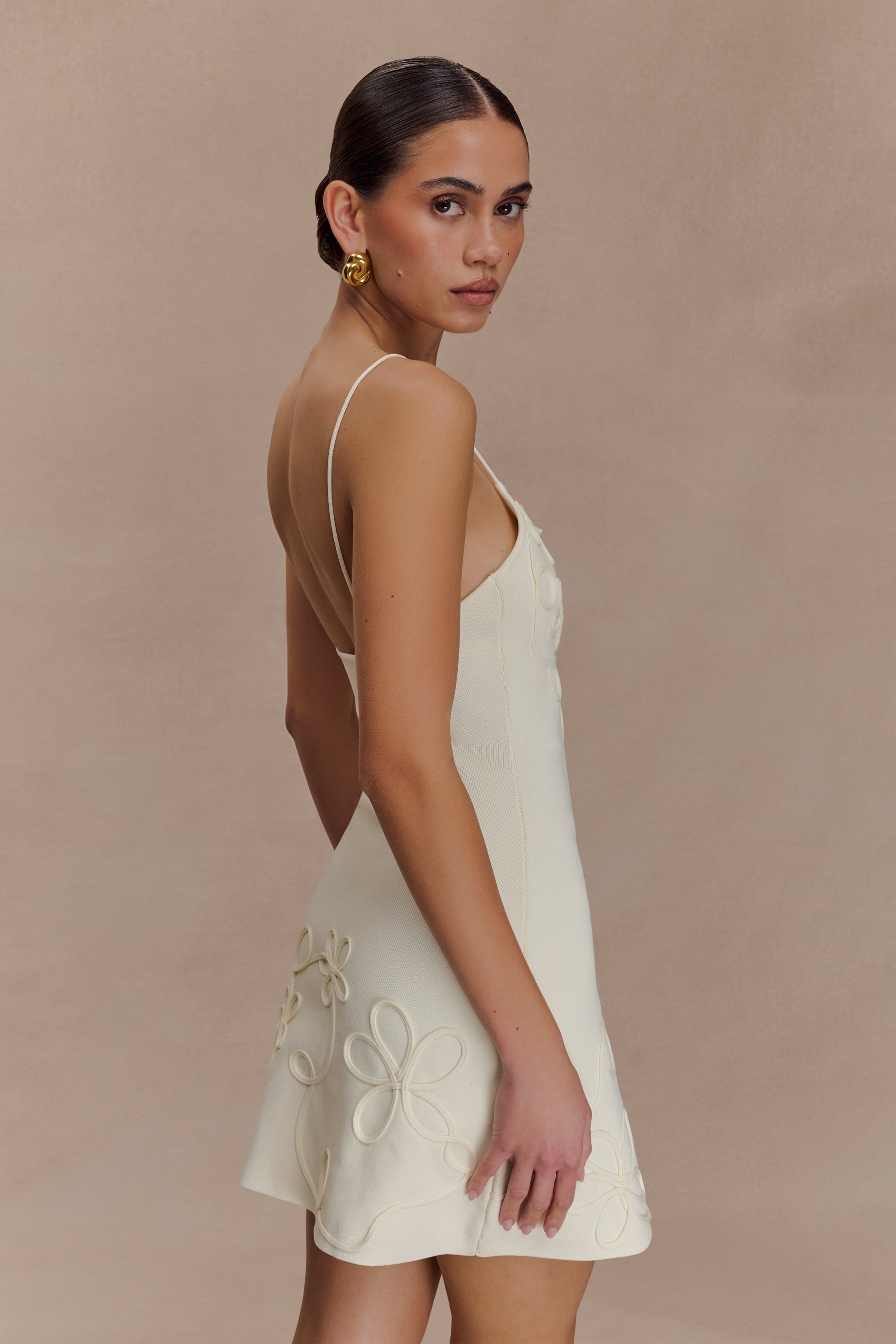 Brullo Embroidery Knit Mini Dress / Ivory | MESHKI | 3XL Brullo Embroidery Knit Mini Dress / Ivory | MESHKI | 3XL