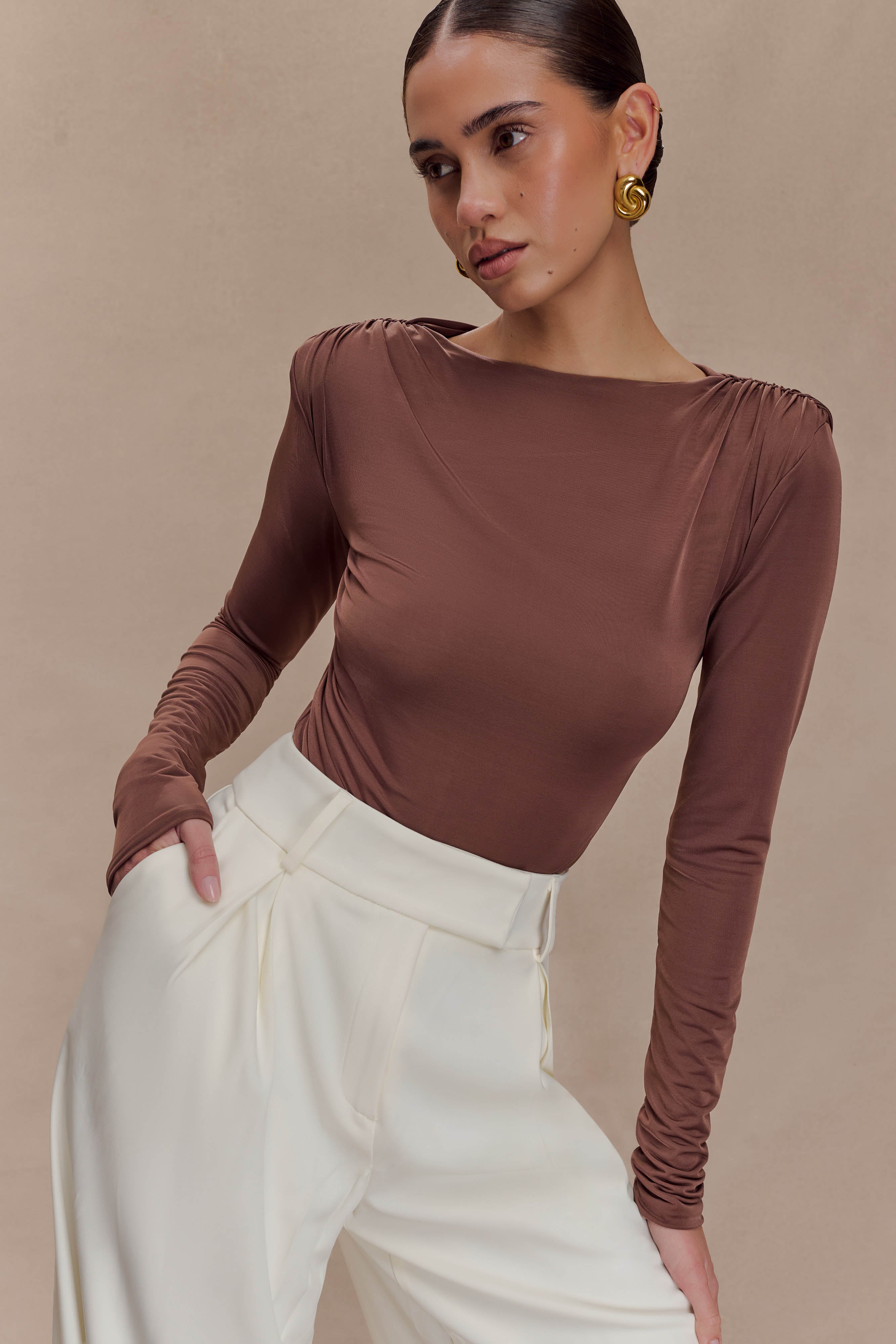 Elsie Shoulder Pad Bodysuit - Chocolate | MESHKI US