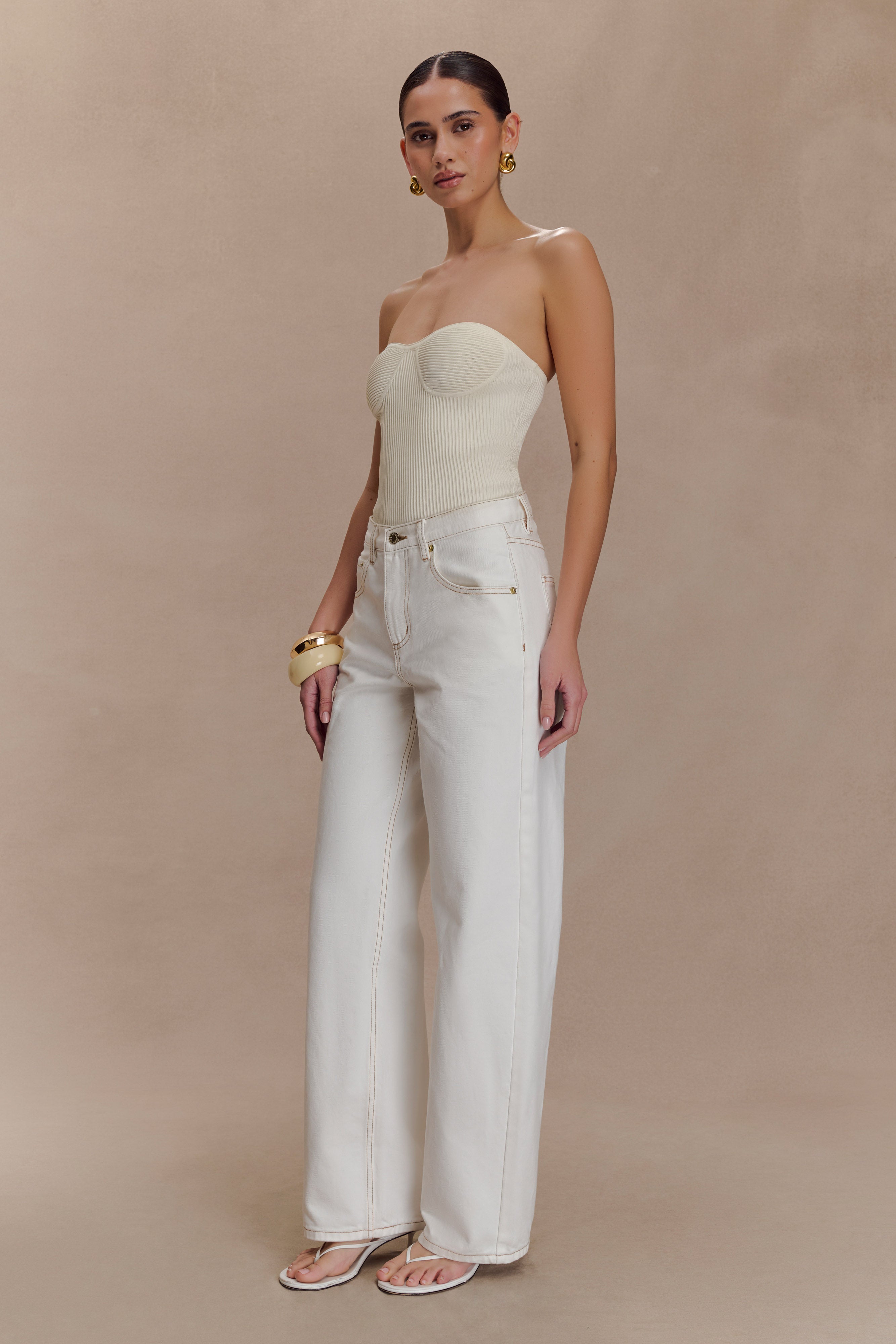 Elodie Strapless Cupped Knit Top - Ivory | MESHKI US