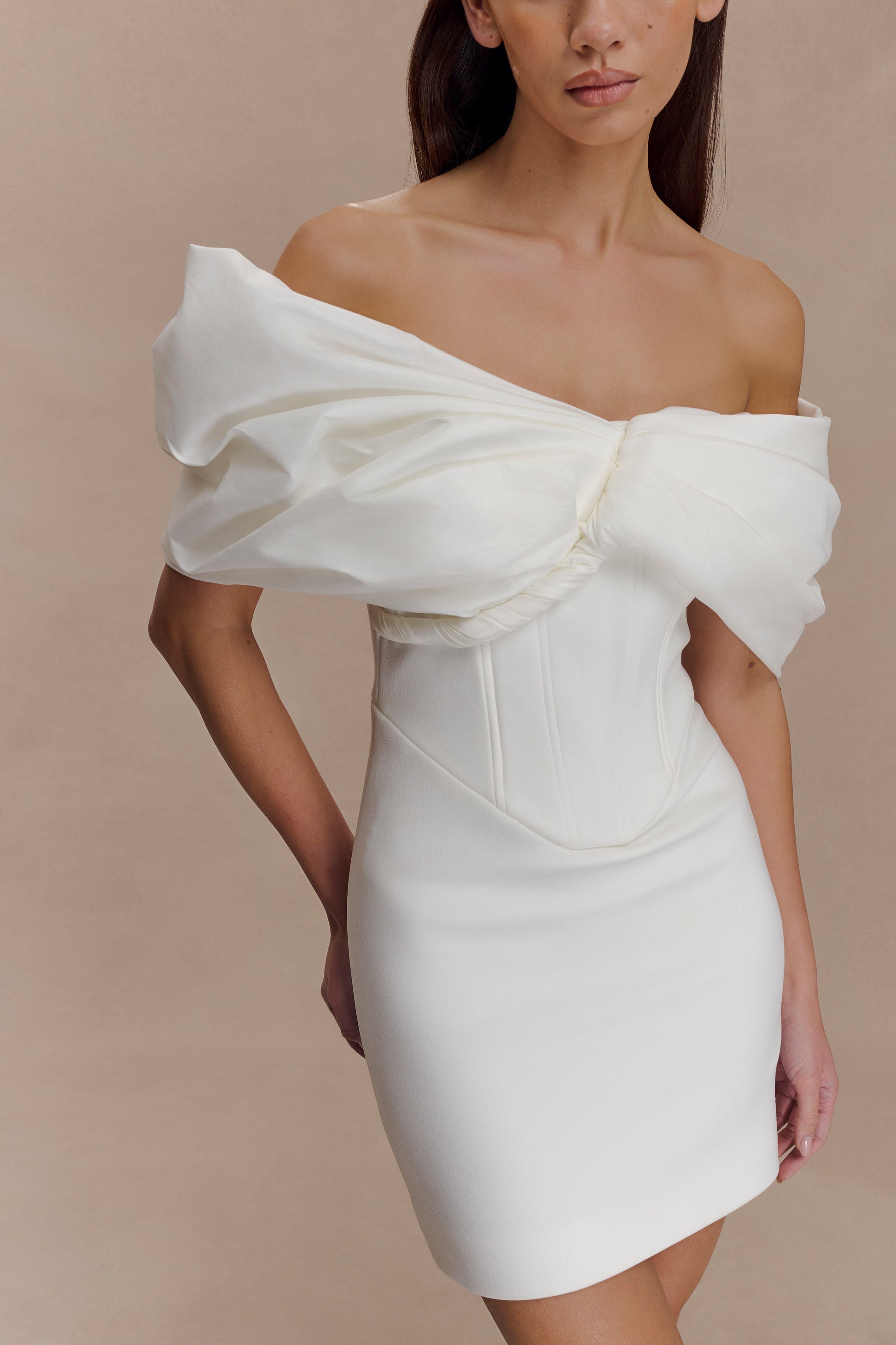 Aphrodite Off Shoulder Crepe Mini Dress / Ivory | MESHKI