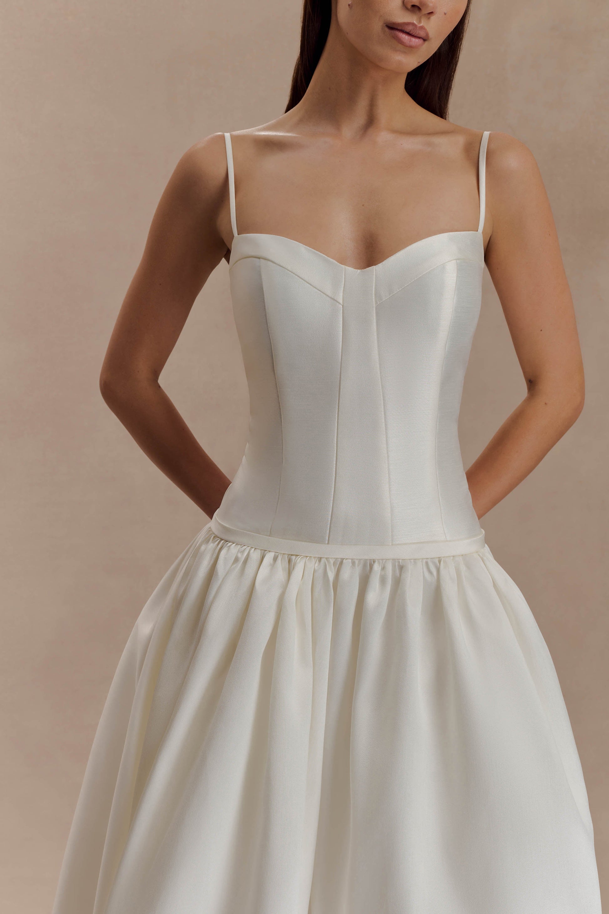 Carol Taffeta Maxi Gown - Ivory | MESHKI US Carol Taffeta Maxi Gown - Ivory | MESHKI US
