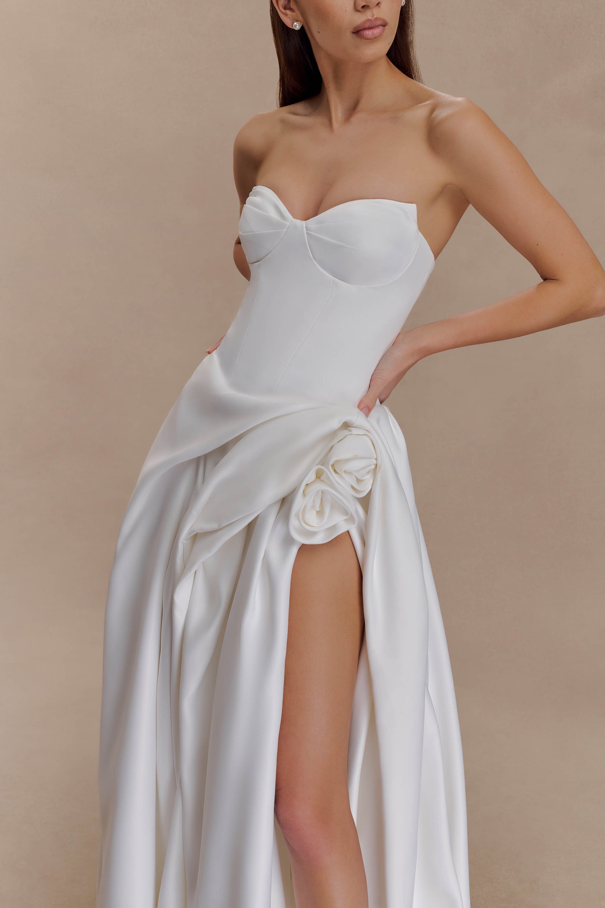 Elizabeth Strapless Corset Maxi Dress / White | MESHKI