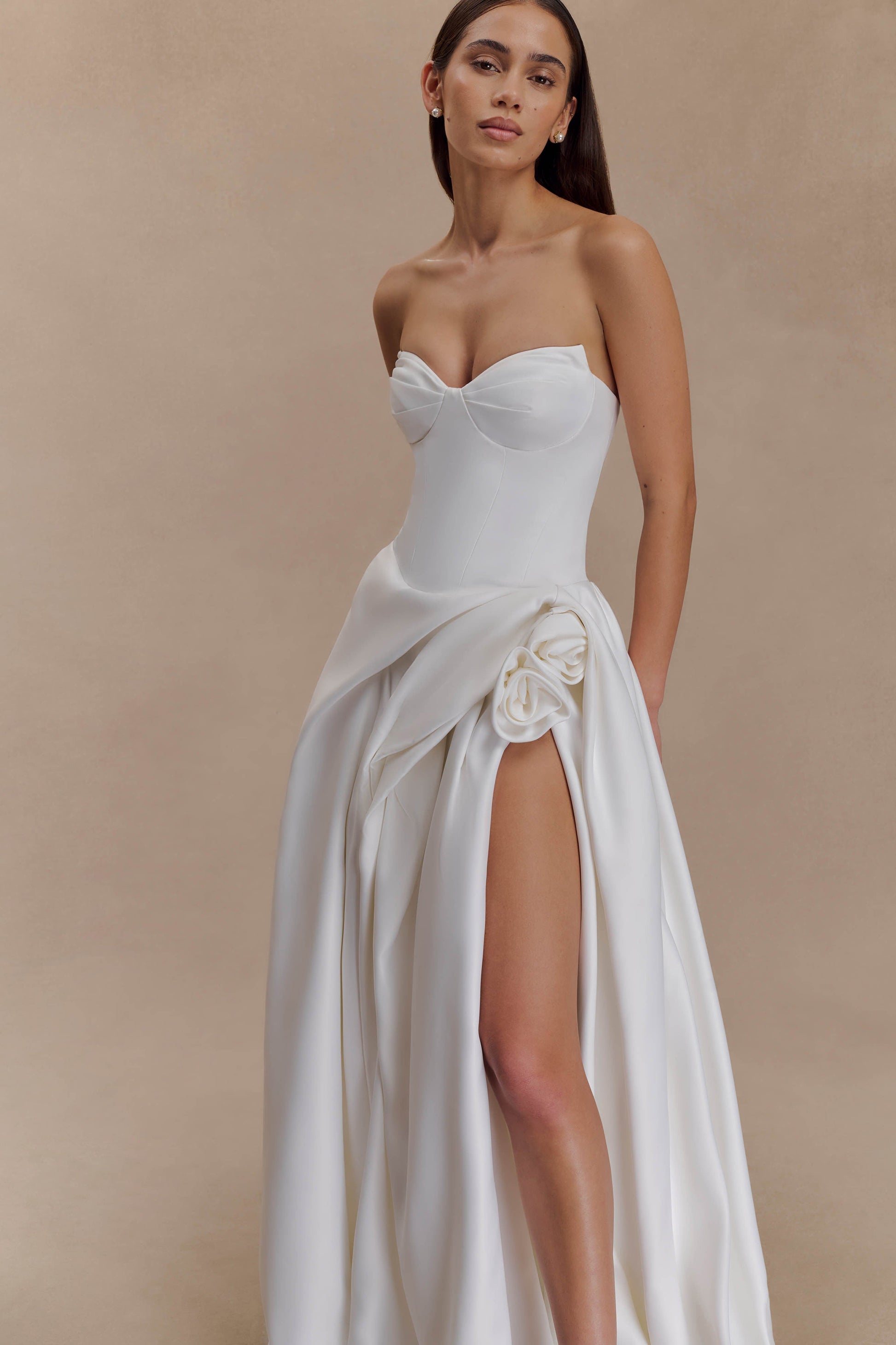 Elizabeth Strapless Corset Maxi Dress / White | MESHKI