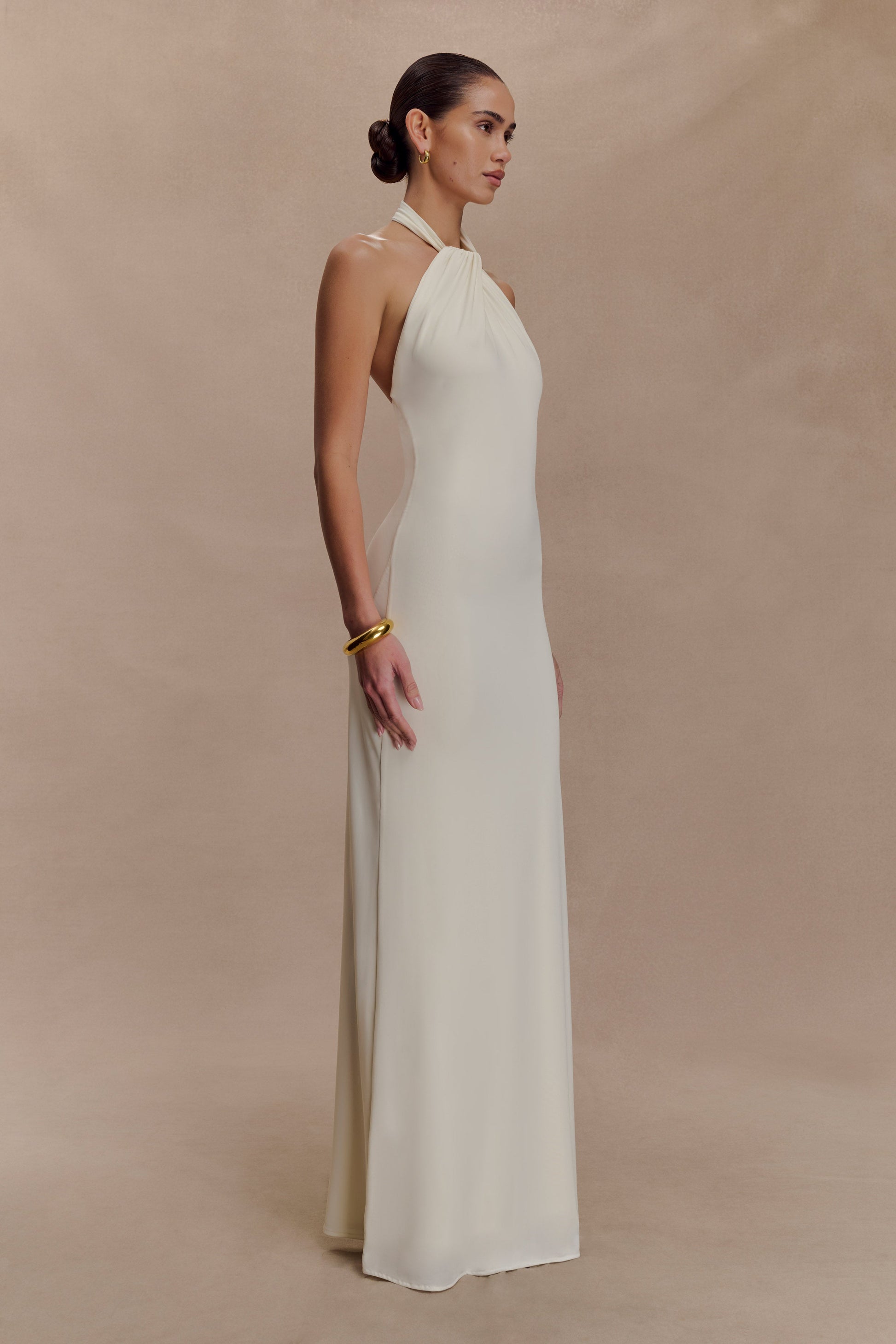 Elyna Slinky Halter Maxi Dress / Ivory | MESHKI