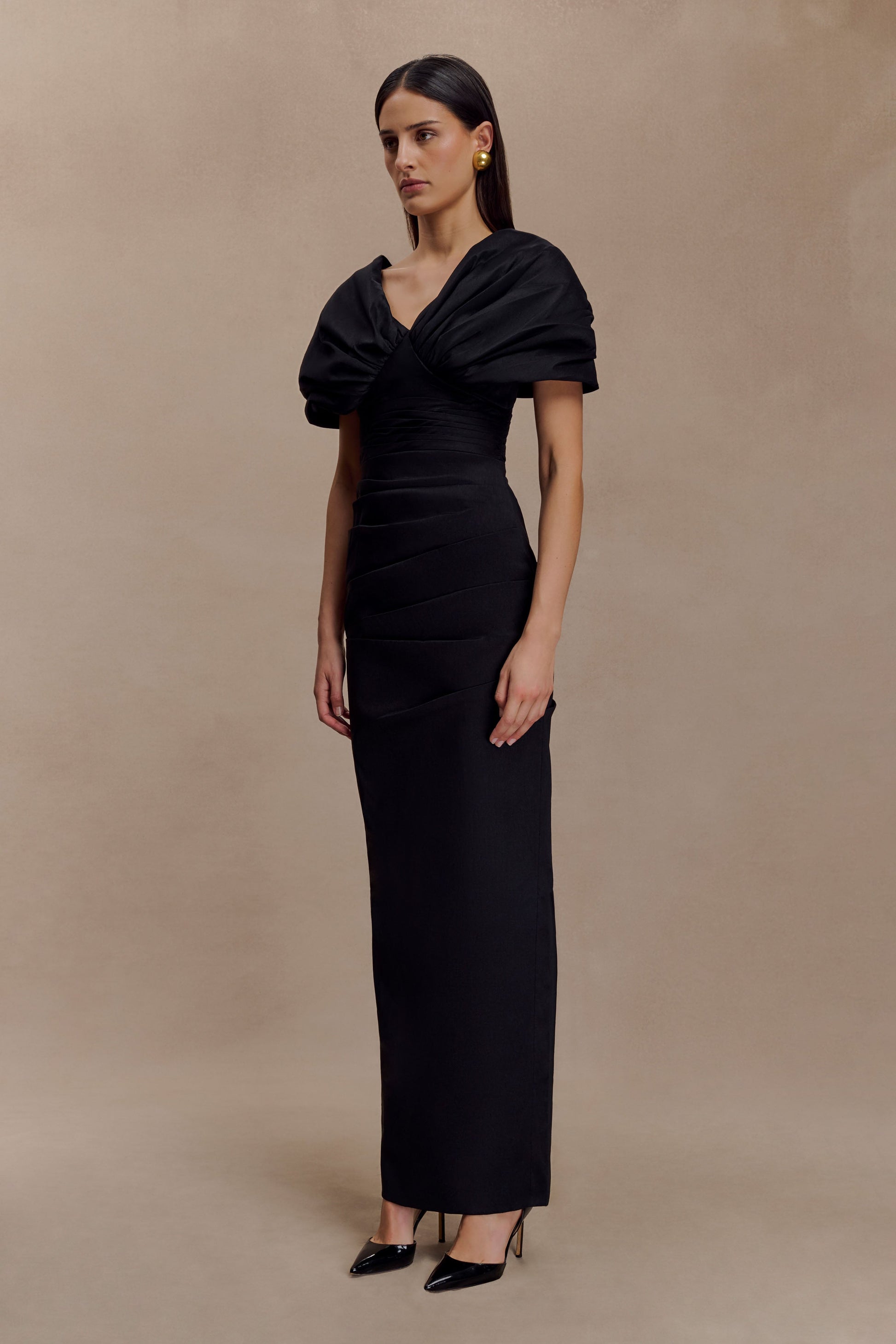 Thelma Bardot Maxi Dress / Black | MESHKI