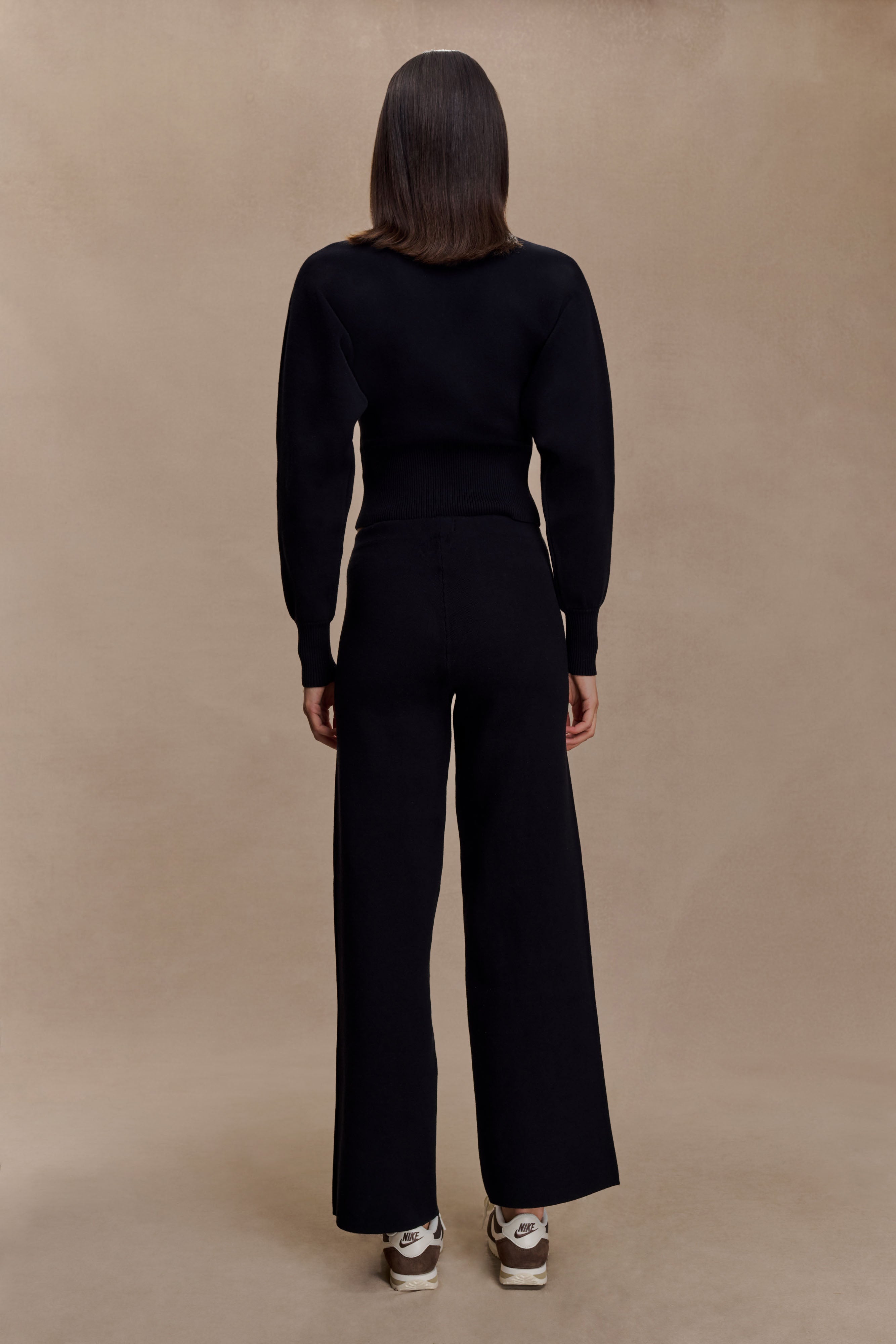 Kerrymae Straight Leg Knit Pants - Black | MESHKI US