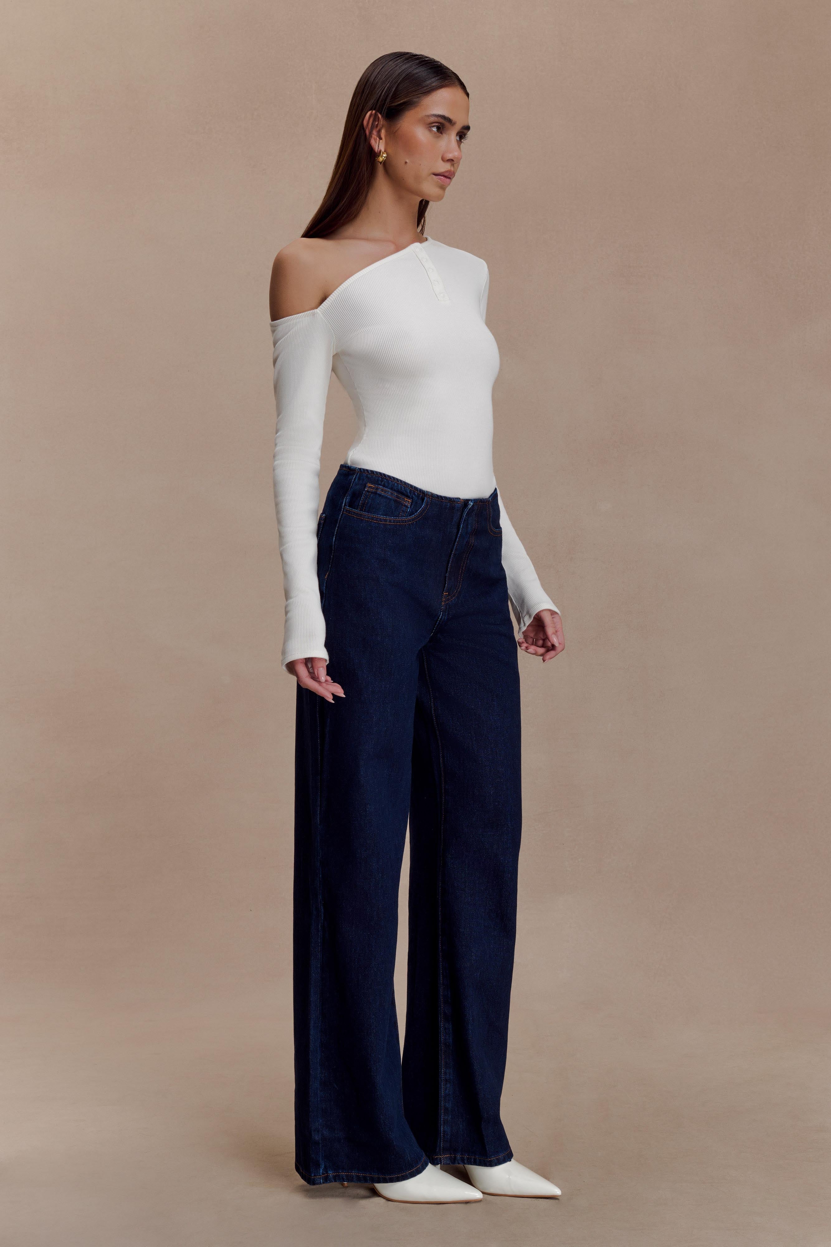 Maelle Off Shoulder Long Sleeve Top - Ivory | MESHKI US