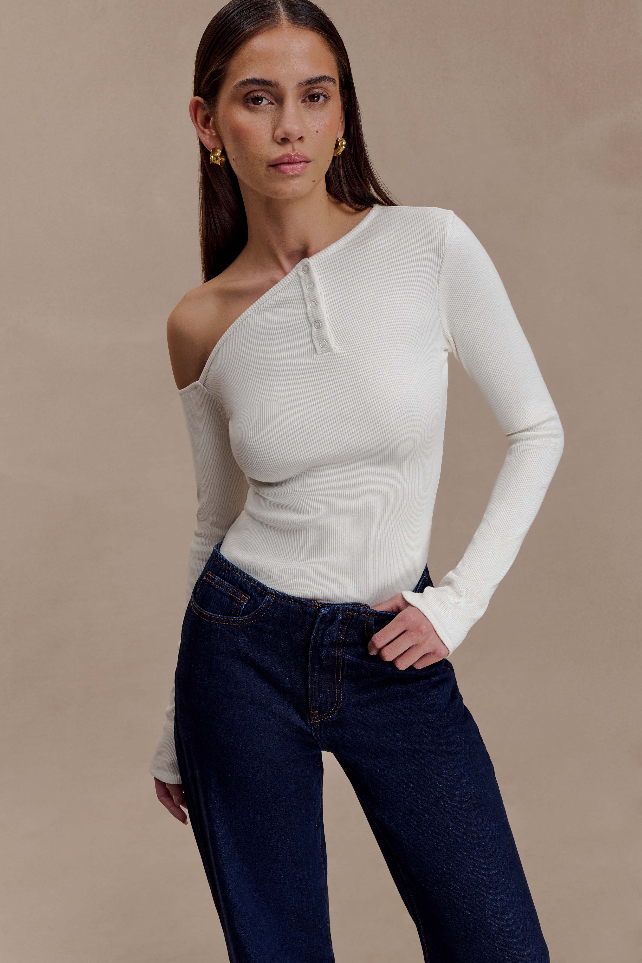 Maelle Off Shoulder Long Sleeve Top - Ivory | MESHKI US