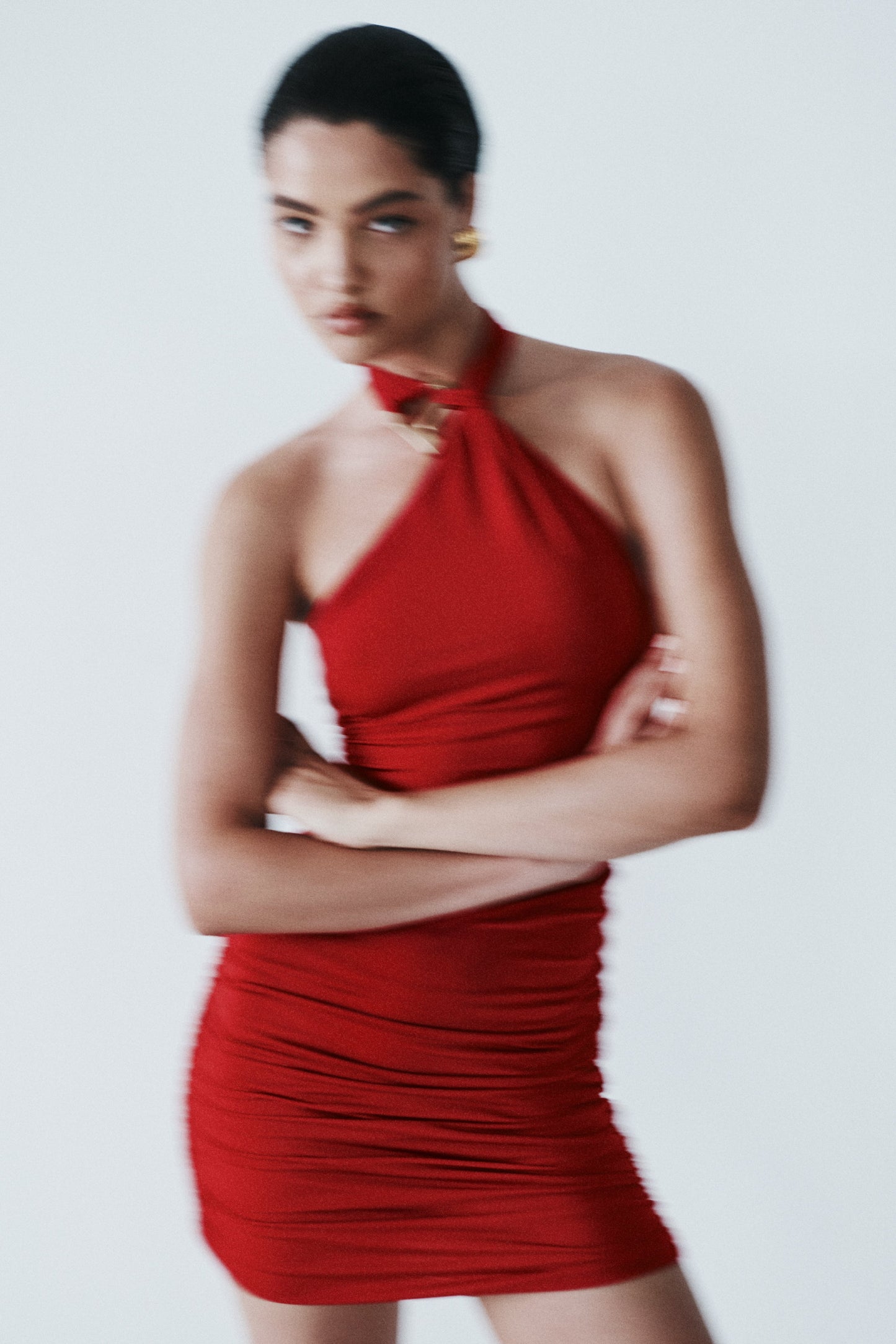 Mariposa Slinky Halter Mini Dress - Red