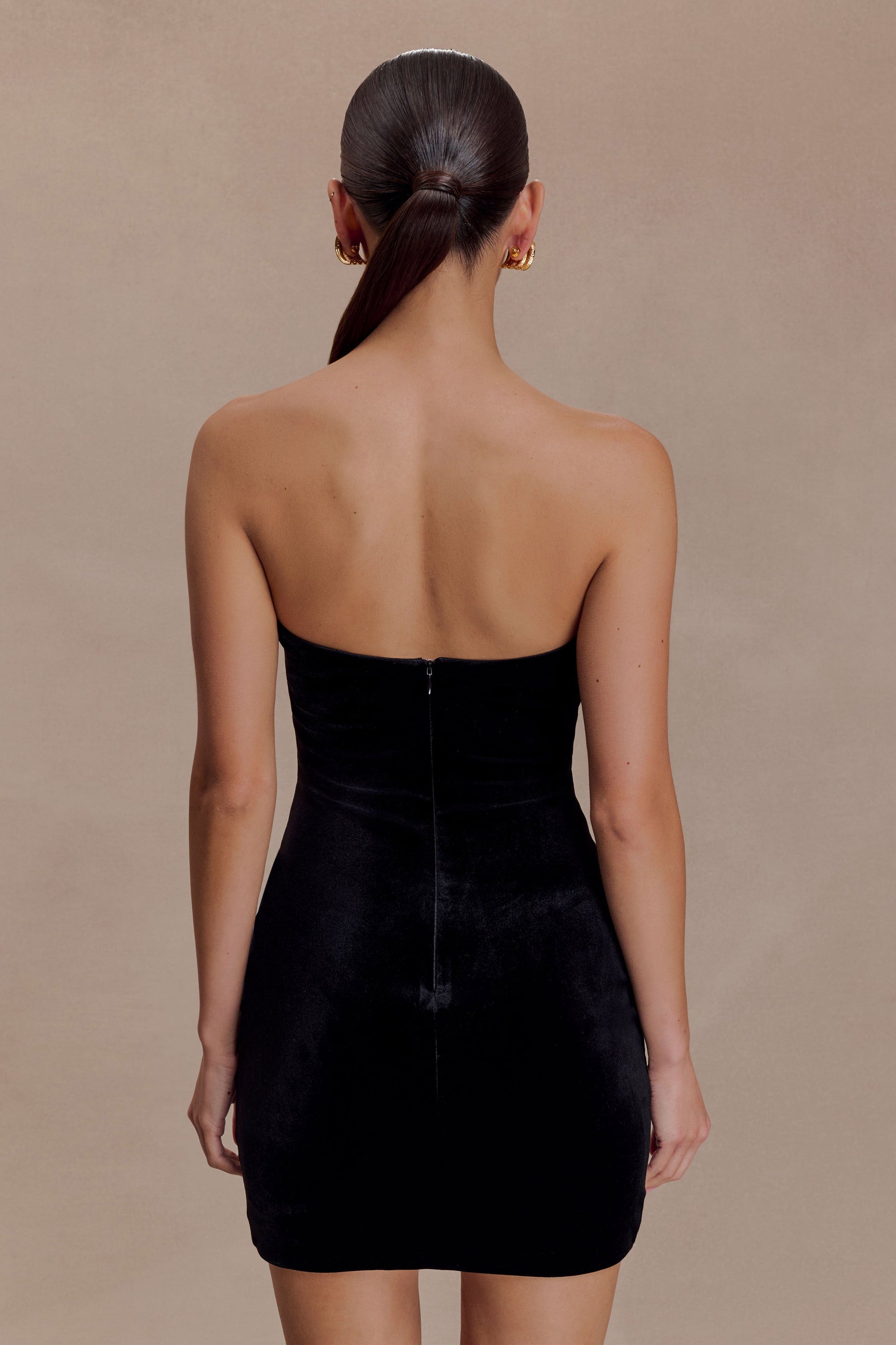 velvet strapless dress Zora Maxi | Made-To-Order The fabric is comfortable for skin Paulina Velvet Strapless Mini Dress