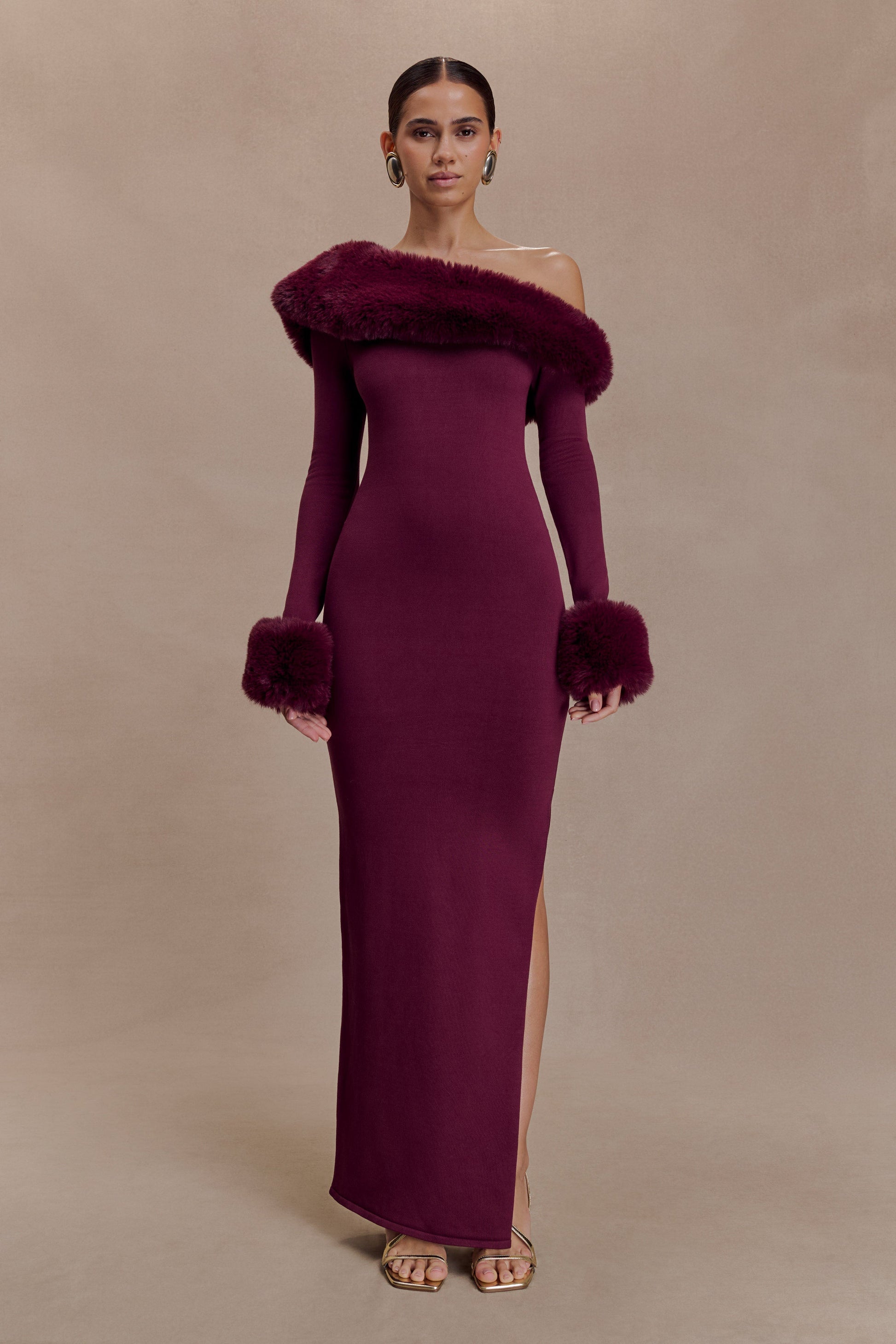 Karleigh Faux Fur Knit Maxi Dress / Plum | MESHKI