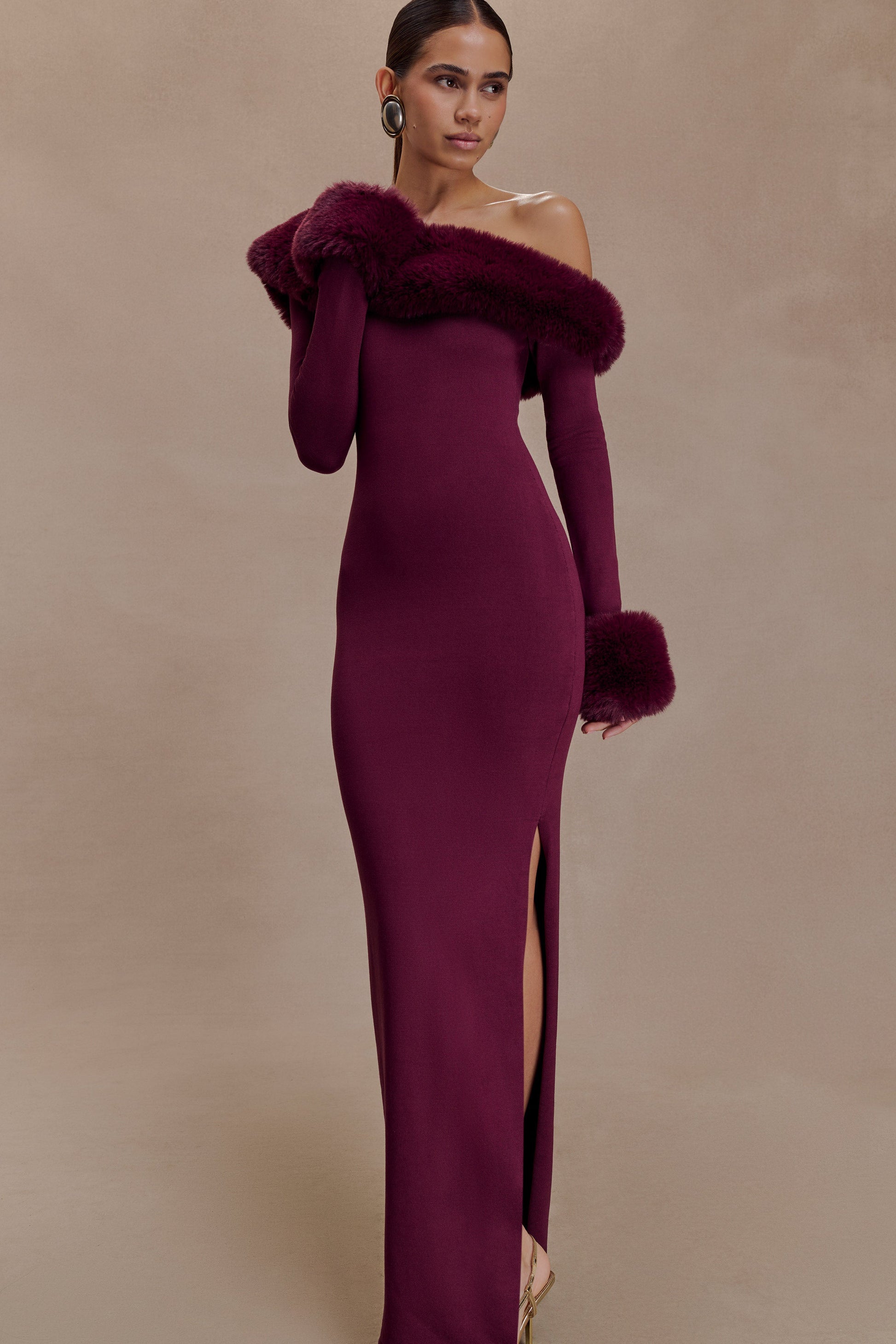 Karleigh Faux Fur Knit Maxi Dress / Plum | MESHKI