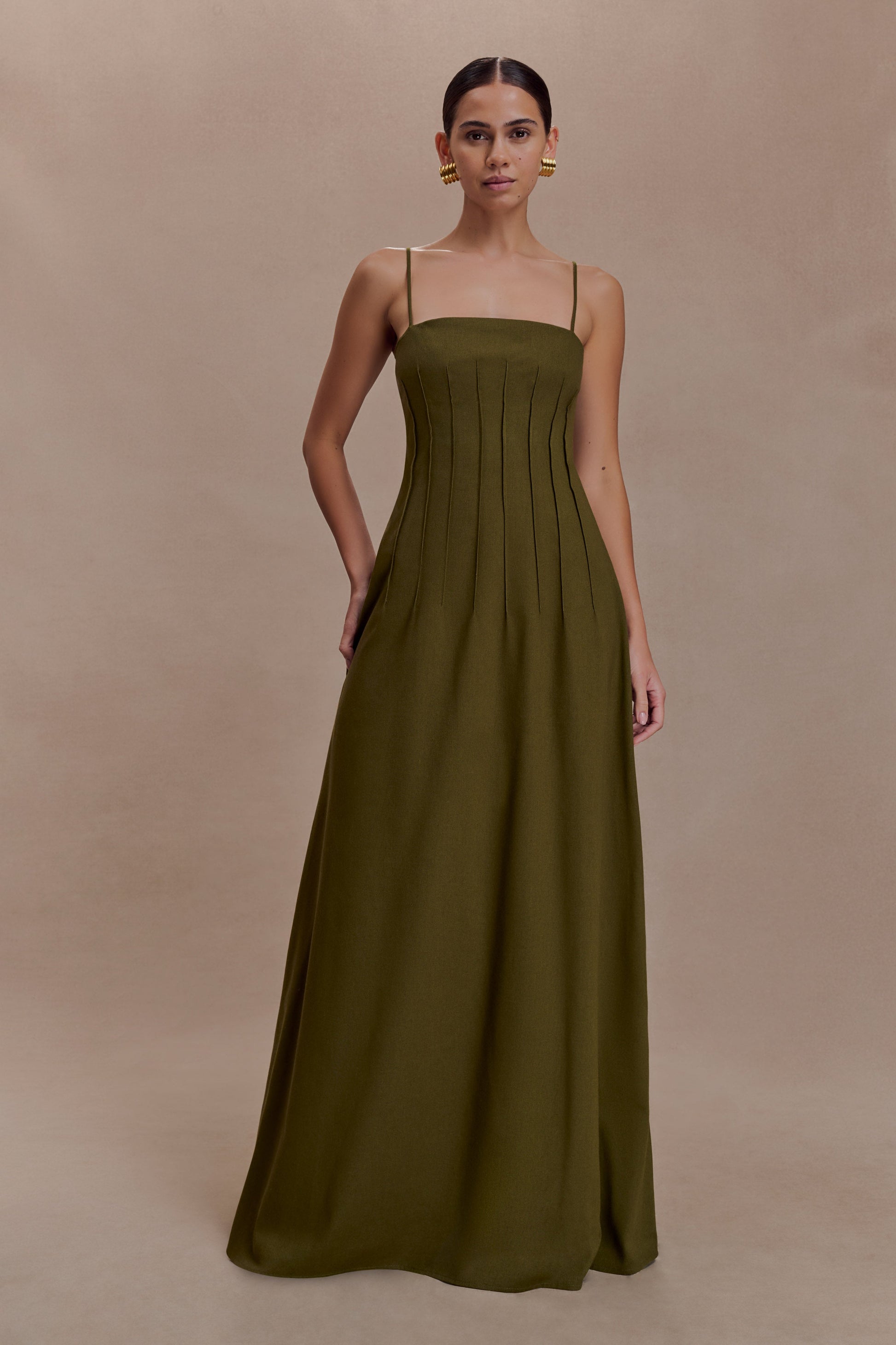 Sofie Pintuck Linen Maxi Dress / Khaki | MESHKI | M Sofie Pintuck Linen Maxi Dress / Khaki | MESHKI | M