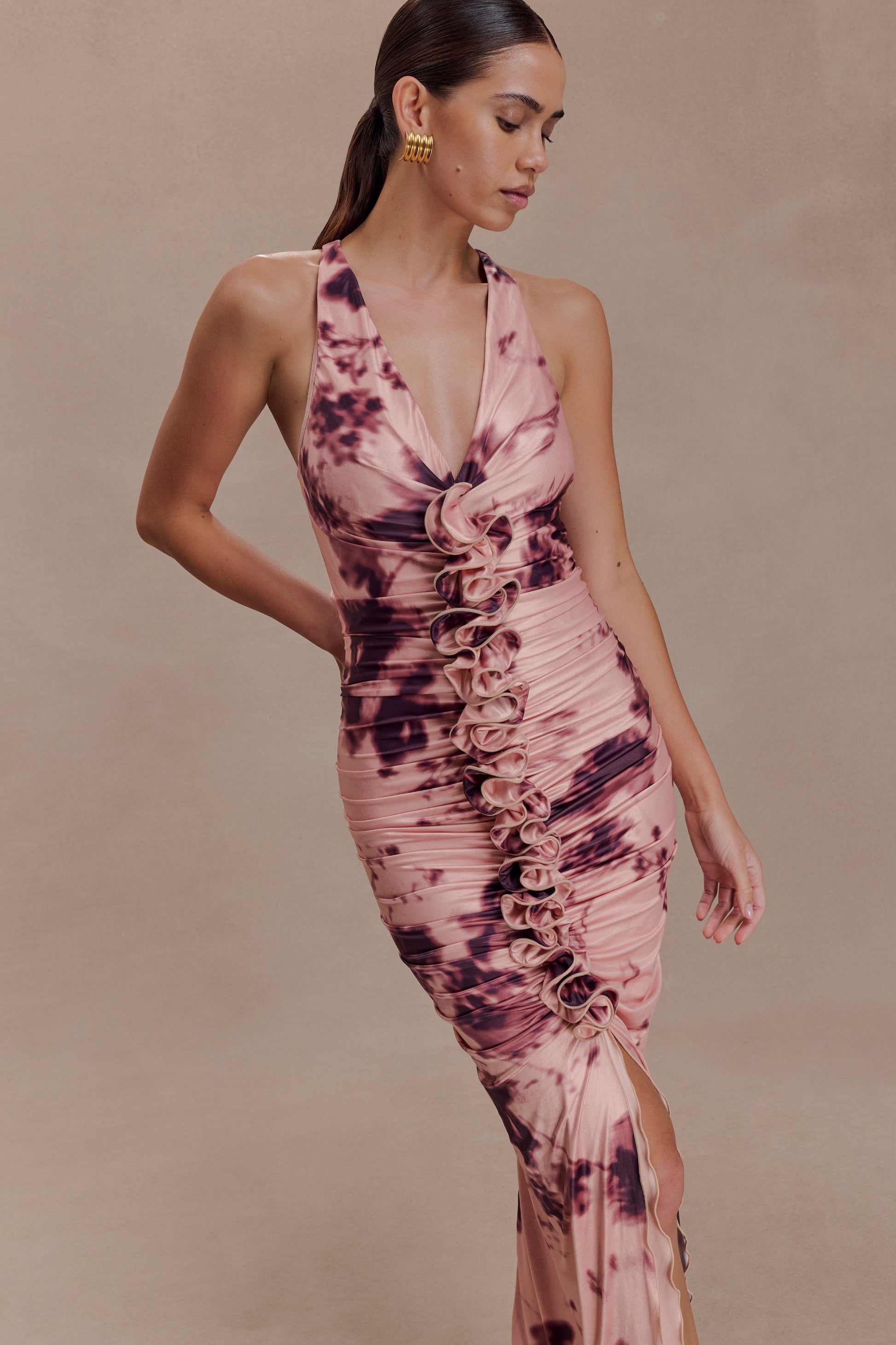 Alessandra Slinky Ruffle Maxi Dress / Pink Blurred Floral Print | MESHKI