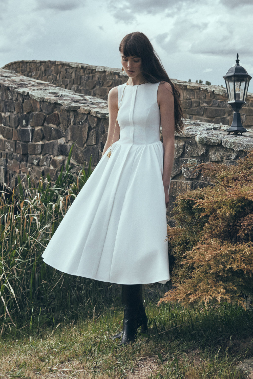 Monika Gathered Waist Cotton Midi Dress / White | MESHKI