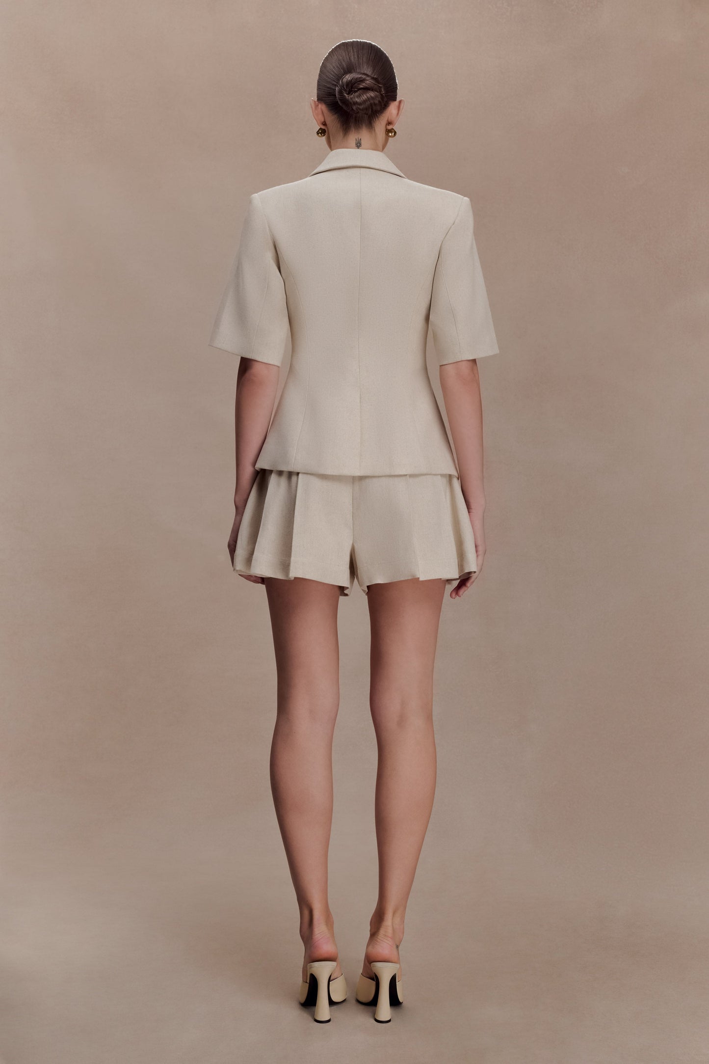 Martine Pleated Linen Short - Natural