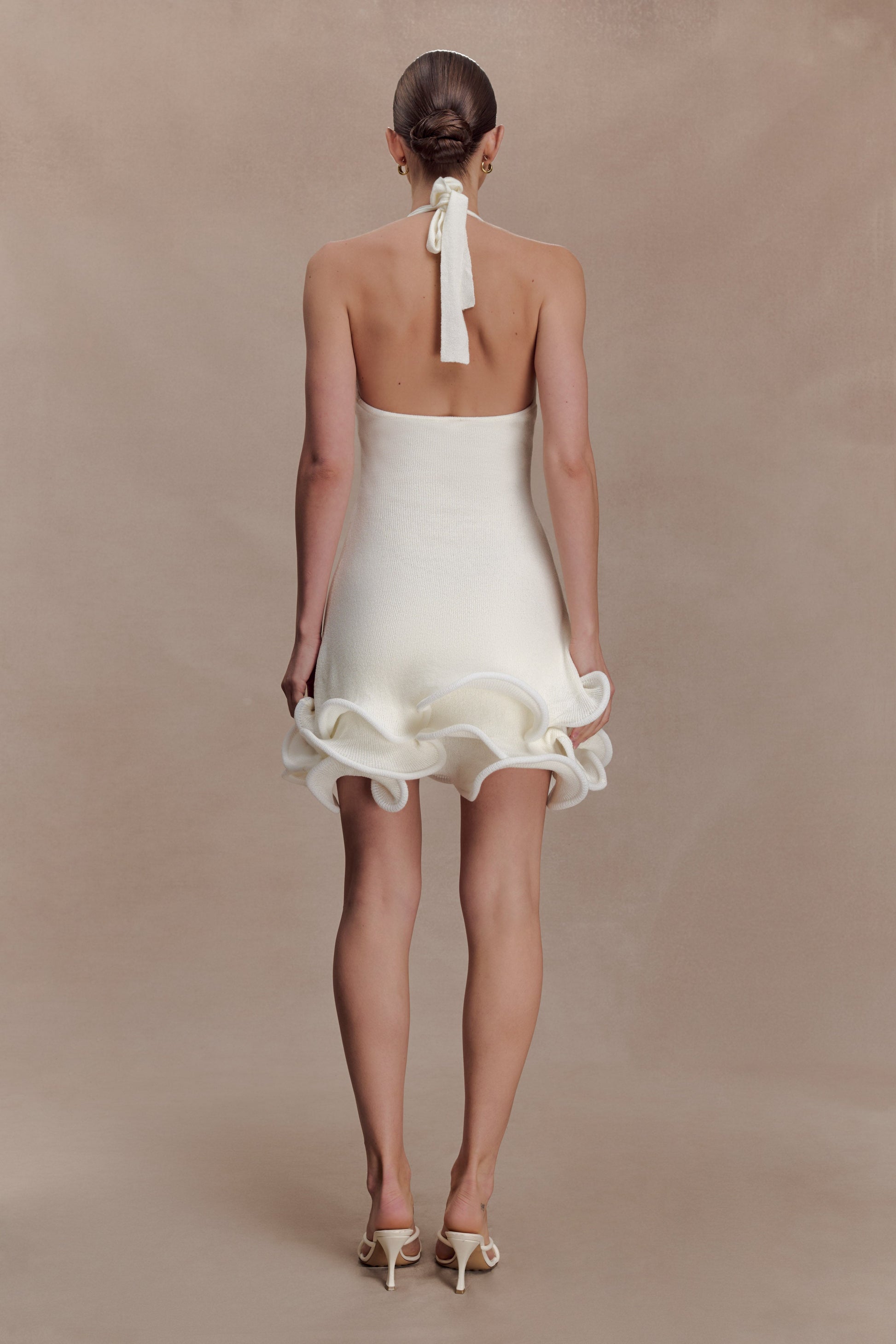 Willowmena Halter Neckline Mini Dress With Tubed Hem - White | MESHKI US Willowmena Halter Neckline Mini Dress With Tubed Hem - White | MESHKI US