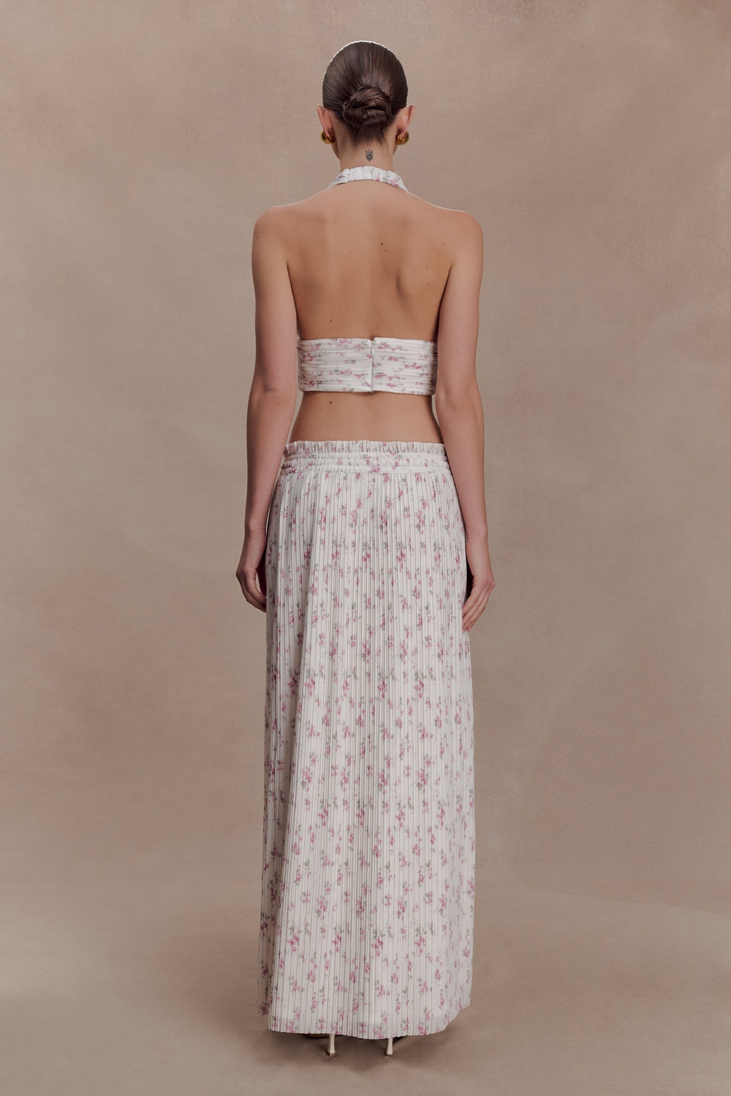 Amaris Sleeveless Plisse Halter Top - Floral Ditsy Print