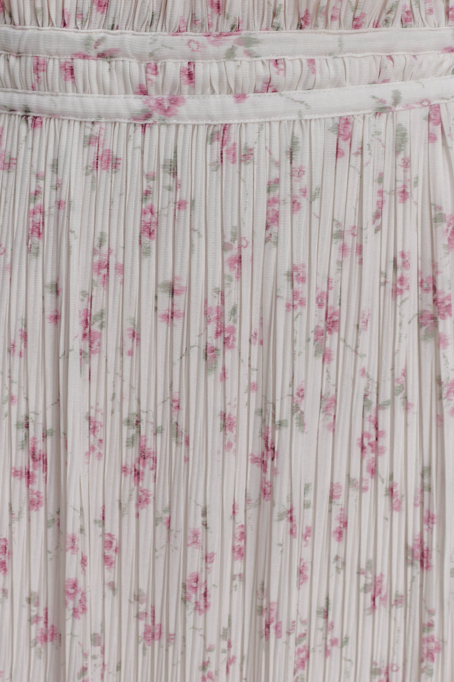 Amaris Gathered Plisse Maxi Skirt - Floral Ditsy Print