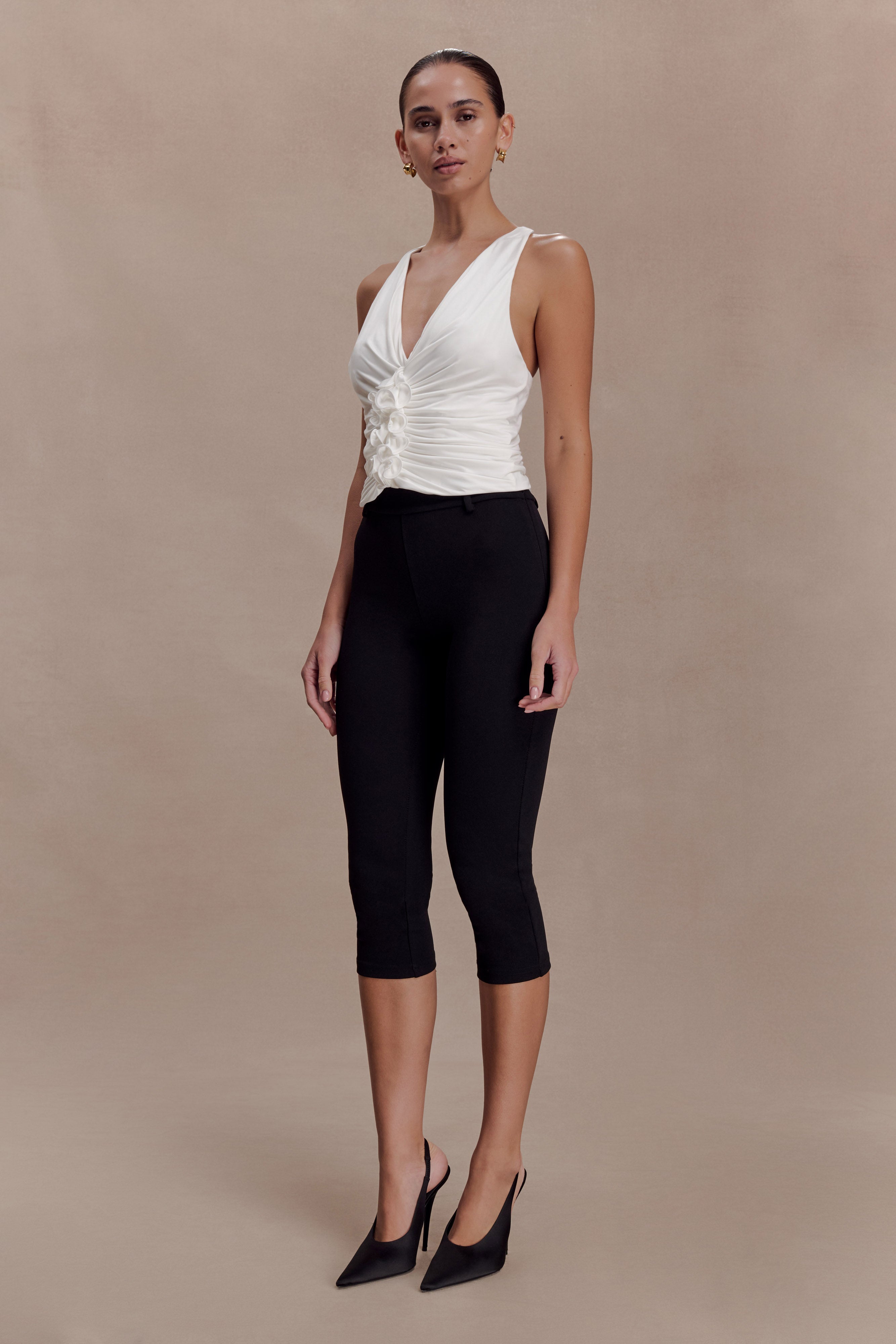 Alessandra Slinky Ruffle Top - Ivory | MESHKI US