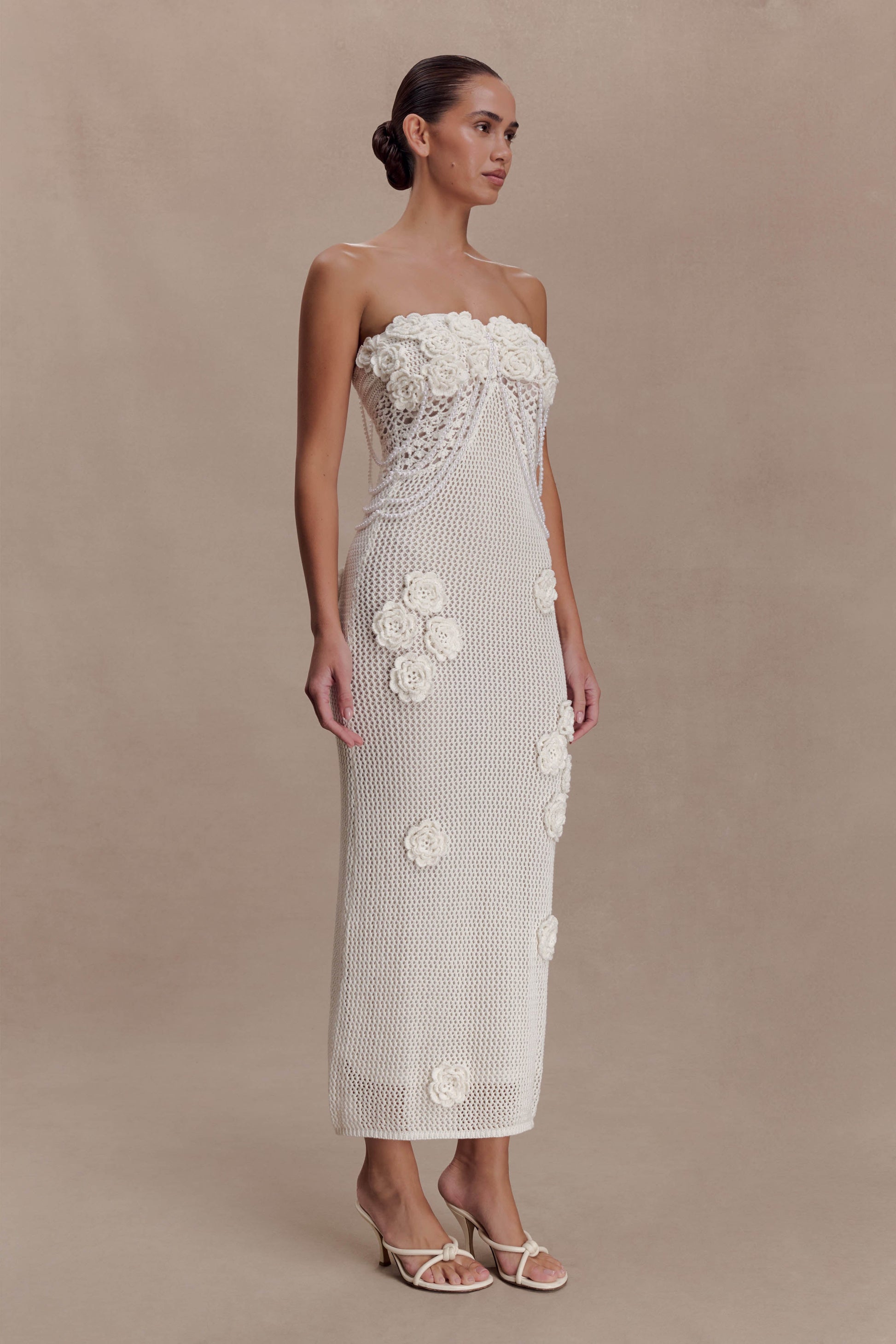 crochet flower midi dress Vestido Midi Freida Crochet Flower - Crema