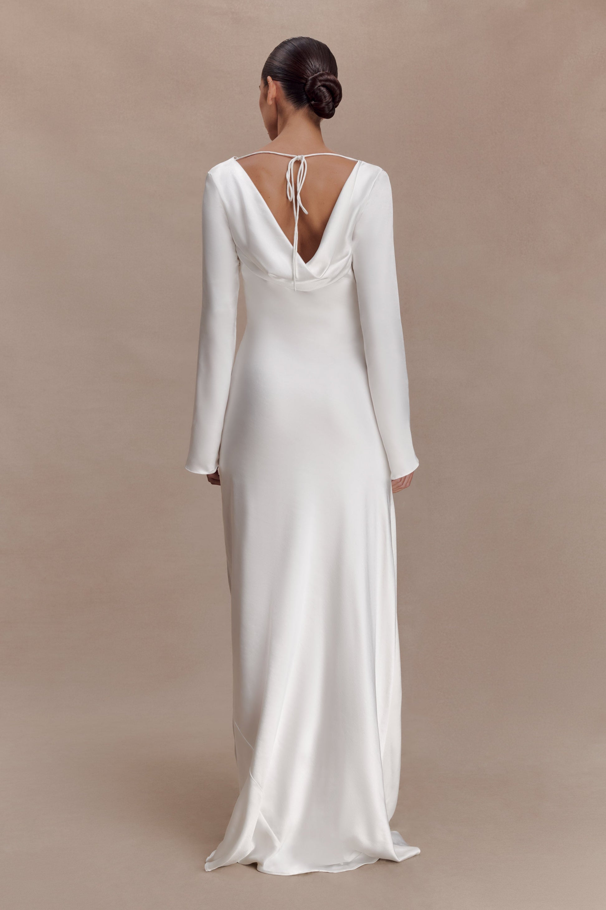 Eliza Long Sleeve Cowl Lace And Satin Maxi Dress / Ivory | MESHKI