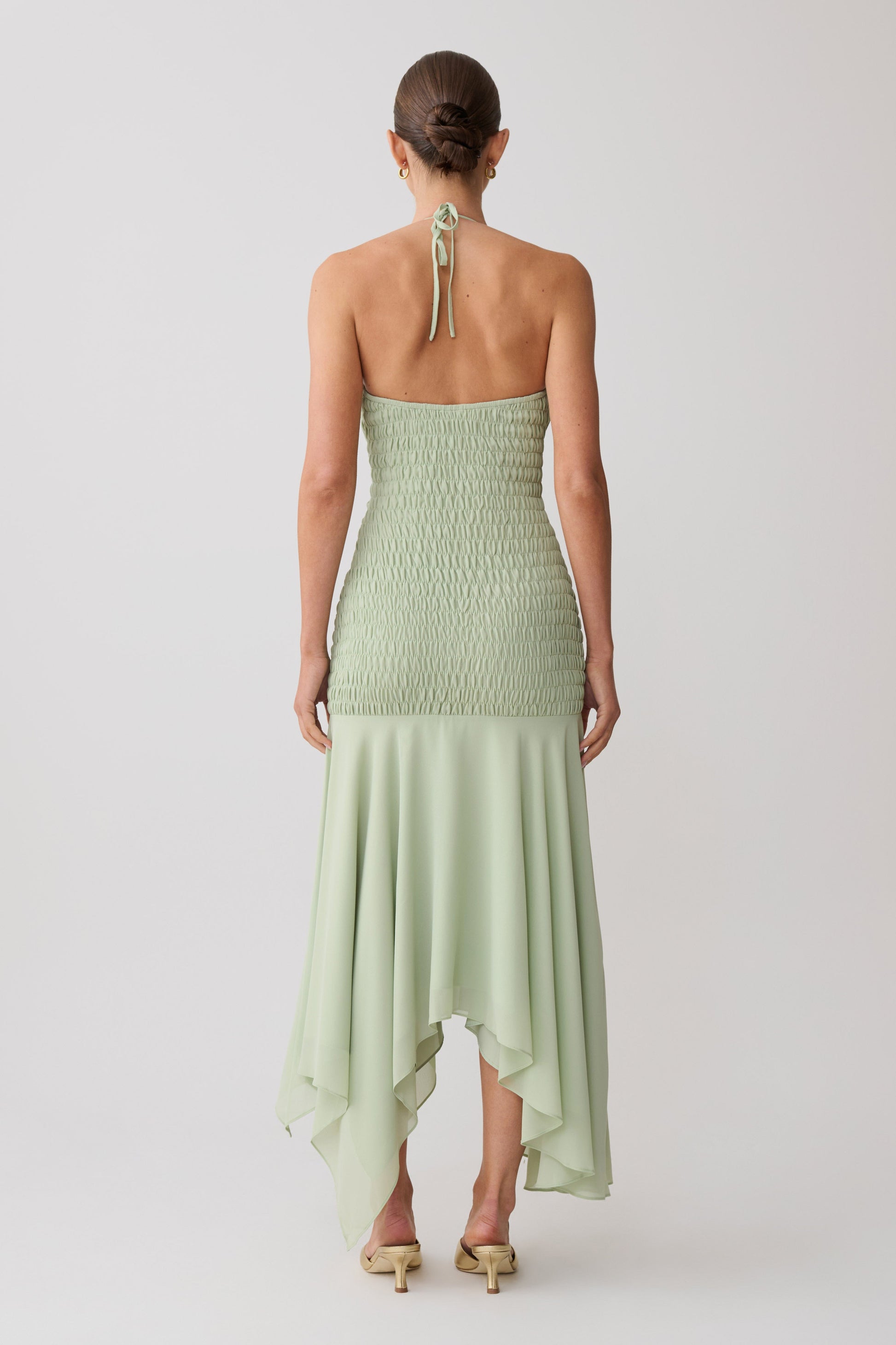 Evelyn Shirred Chiffon Maxi Dress / Sage | MESHKI