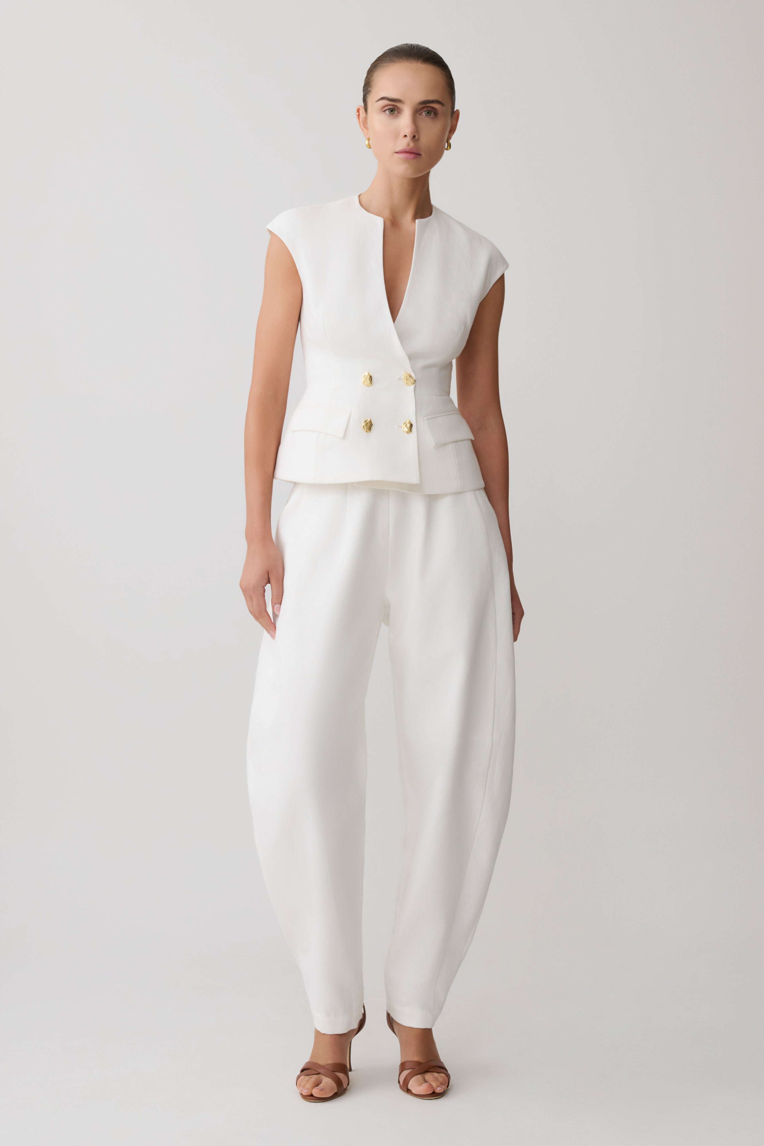 Oriana Linen Button Vest - White | MESHKI US