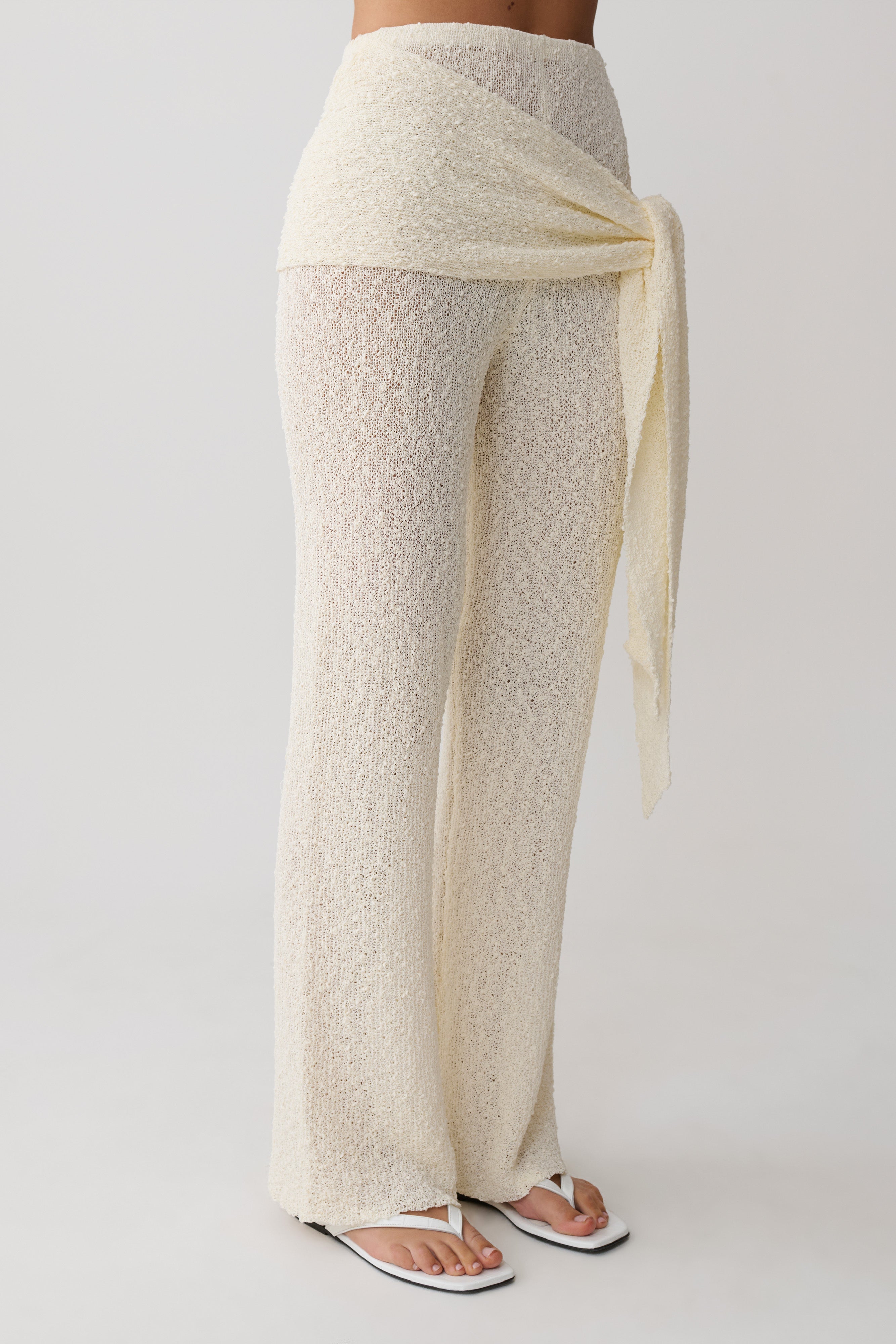 Mattais Boucle Knit Pants - Ivory | MESHKI US