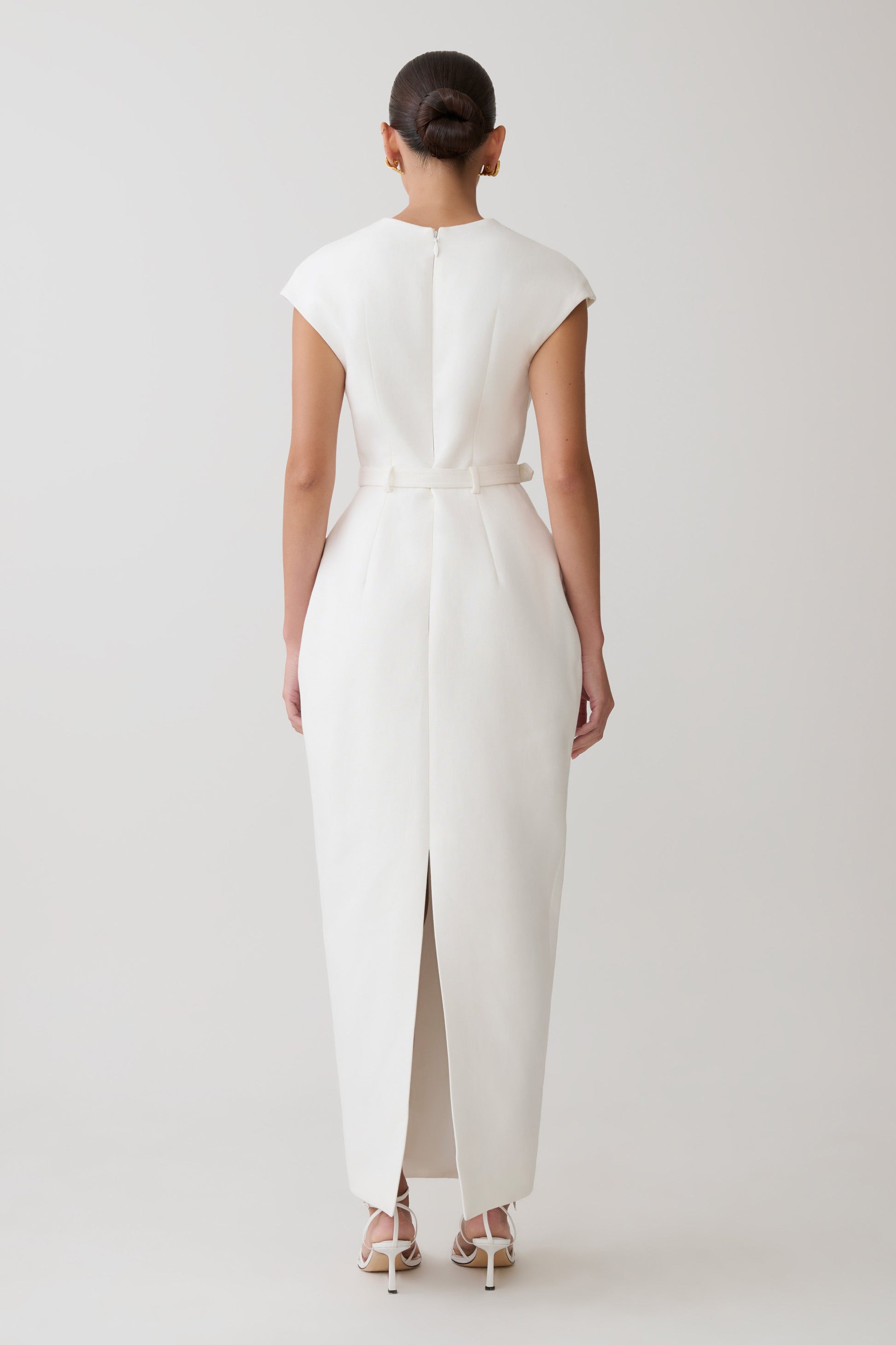 Livia V Neck Linen Maxi Dress / White | MESHKI | L Livia V Neck Linen Maxi Dress / White | MESHKI | L