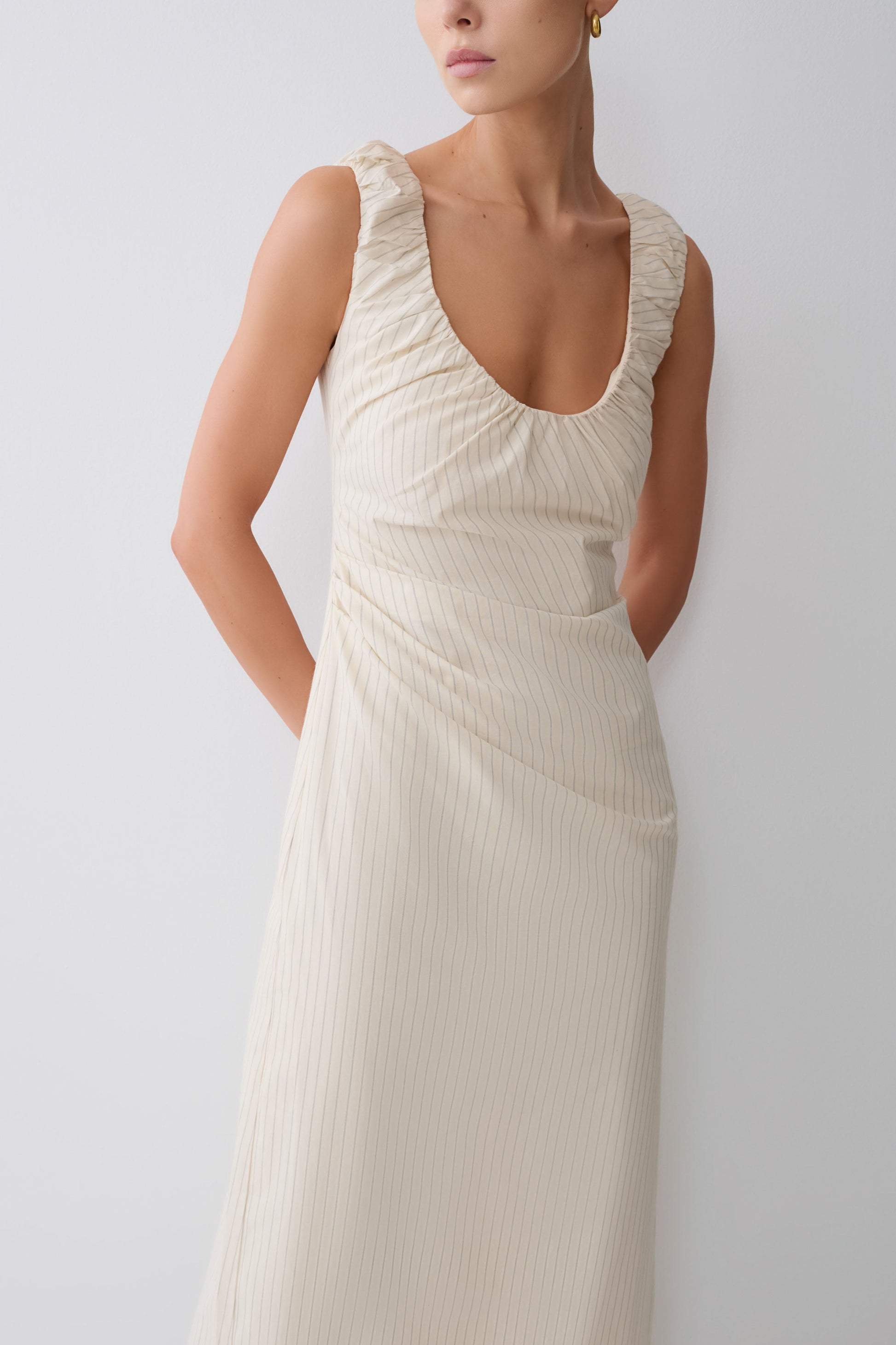 Anisa Scoop Neck Maxi Dress - Stripe | MESHKI US Anisa Scoop Neck Maxi Dress - Stripe | MESHKI US