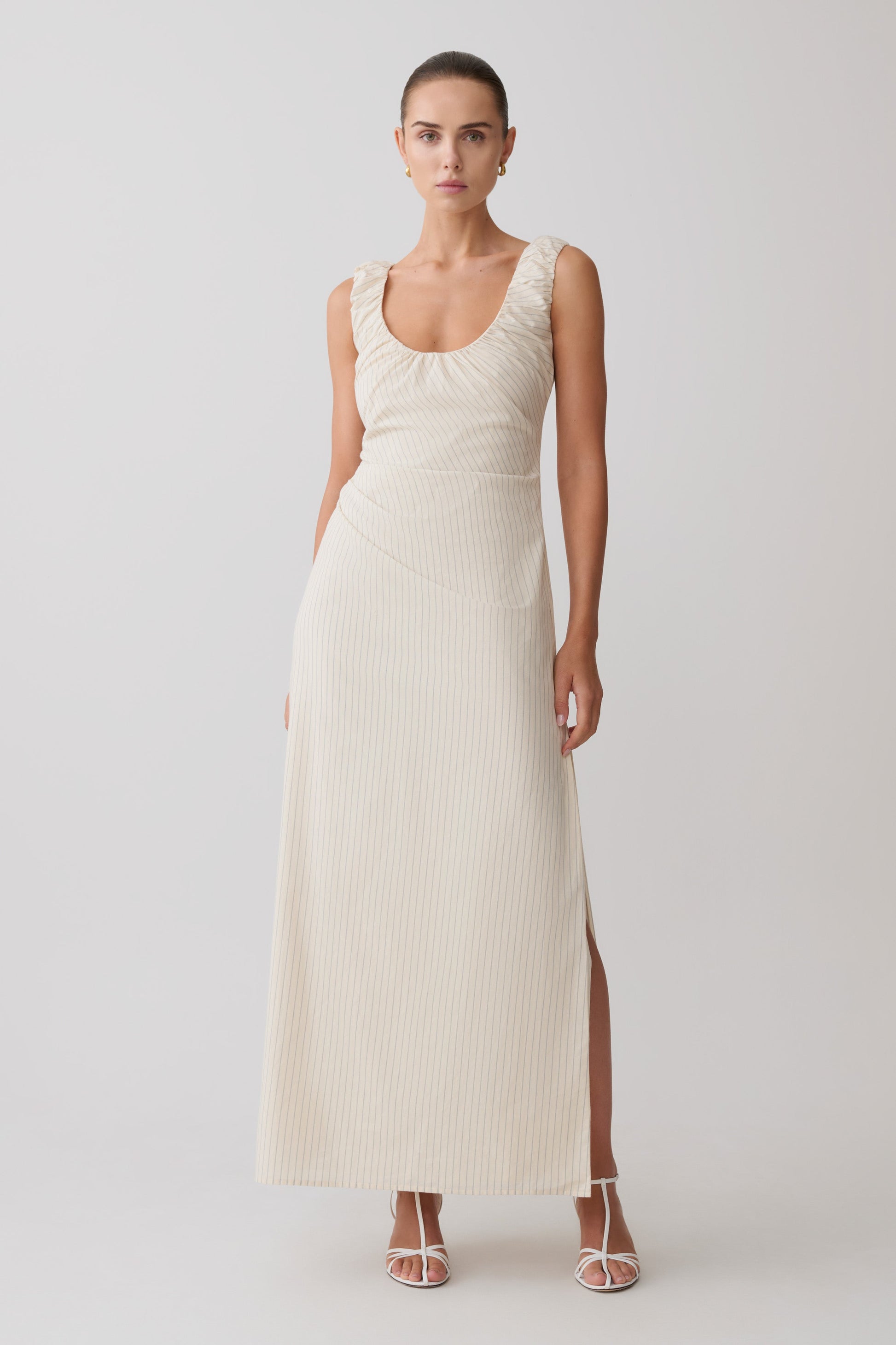 Anisa Scoop Neck Maxi Dress - Stripe | MESHKI US Anisa Scoop Neck Maxi Dress - Stripe | MESHKI US