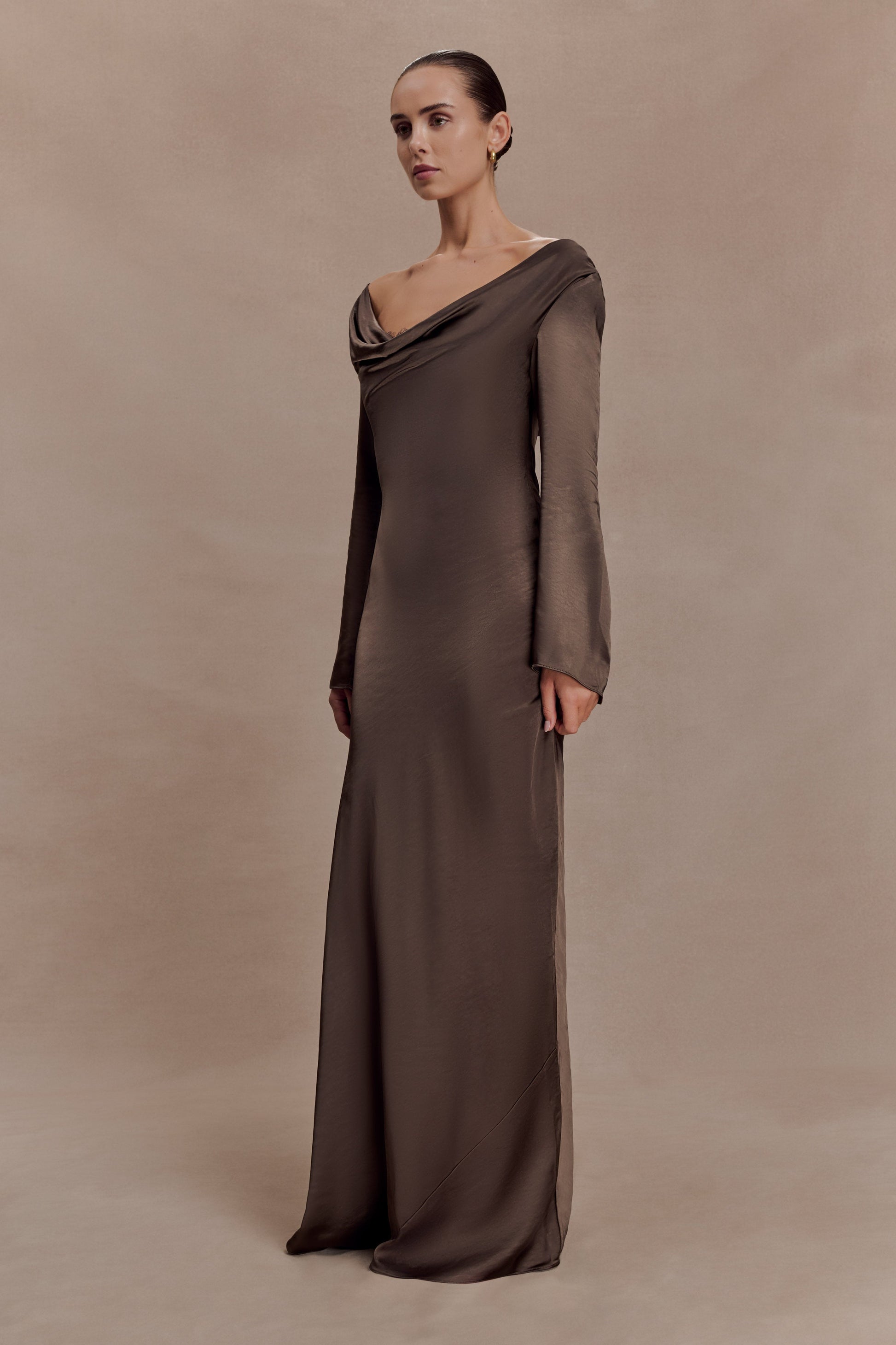 Eliza Long Sleeve Cowl Lace And Satin Maxi Dress / Mocha | MESHKI