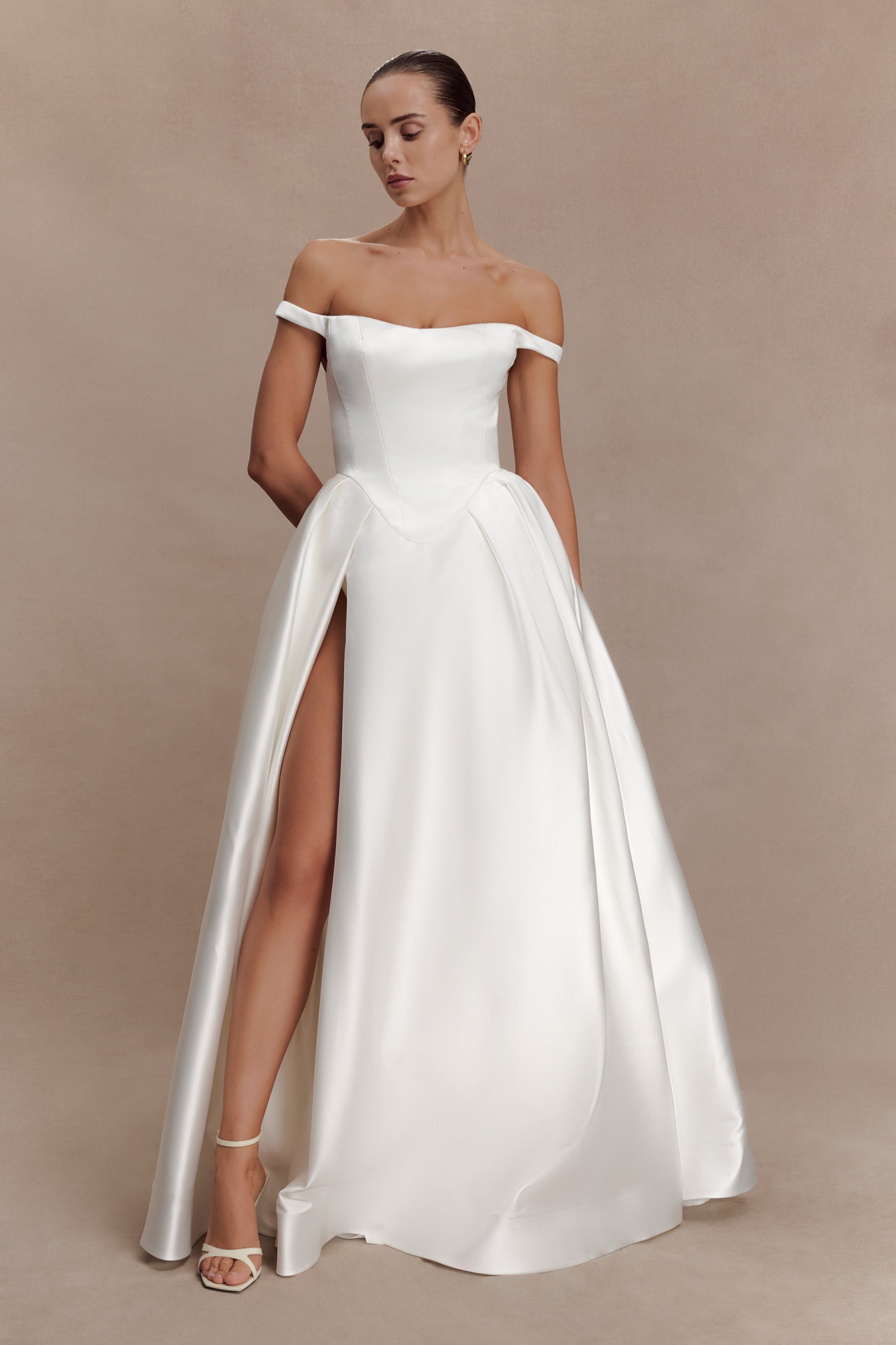 Willow Off Shoulder Satin Maxi Gown / White | MESHKI