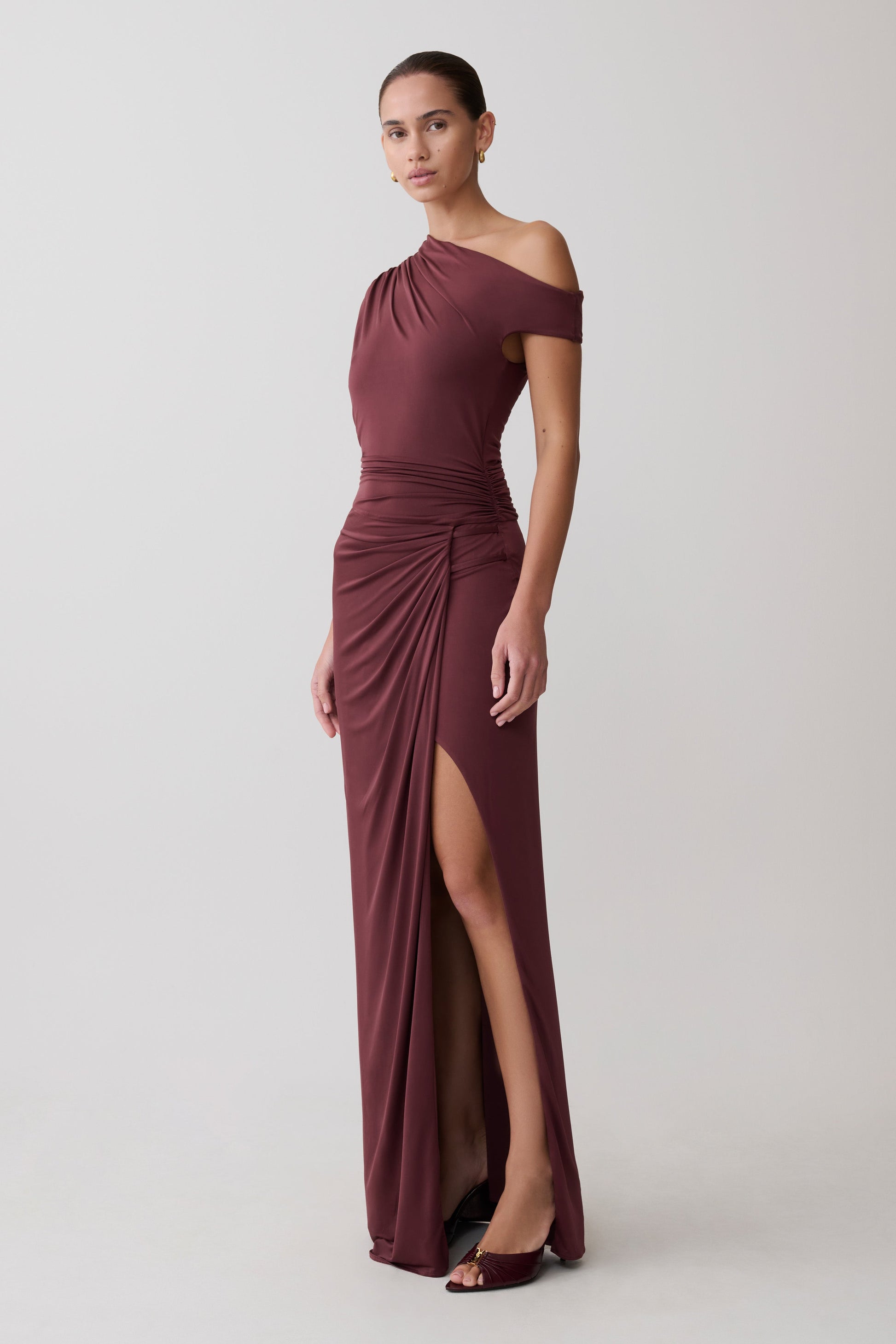 Alyn Off Shoulder Draped Maxi Dress / Dark Plum | MESHKI