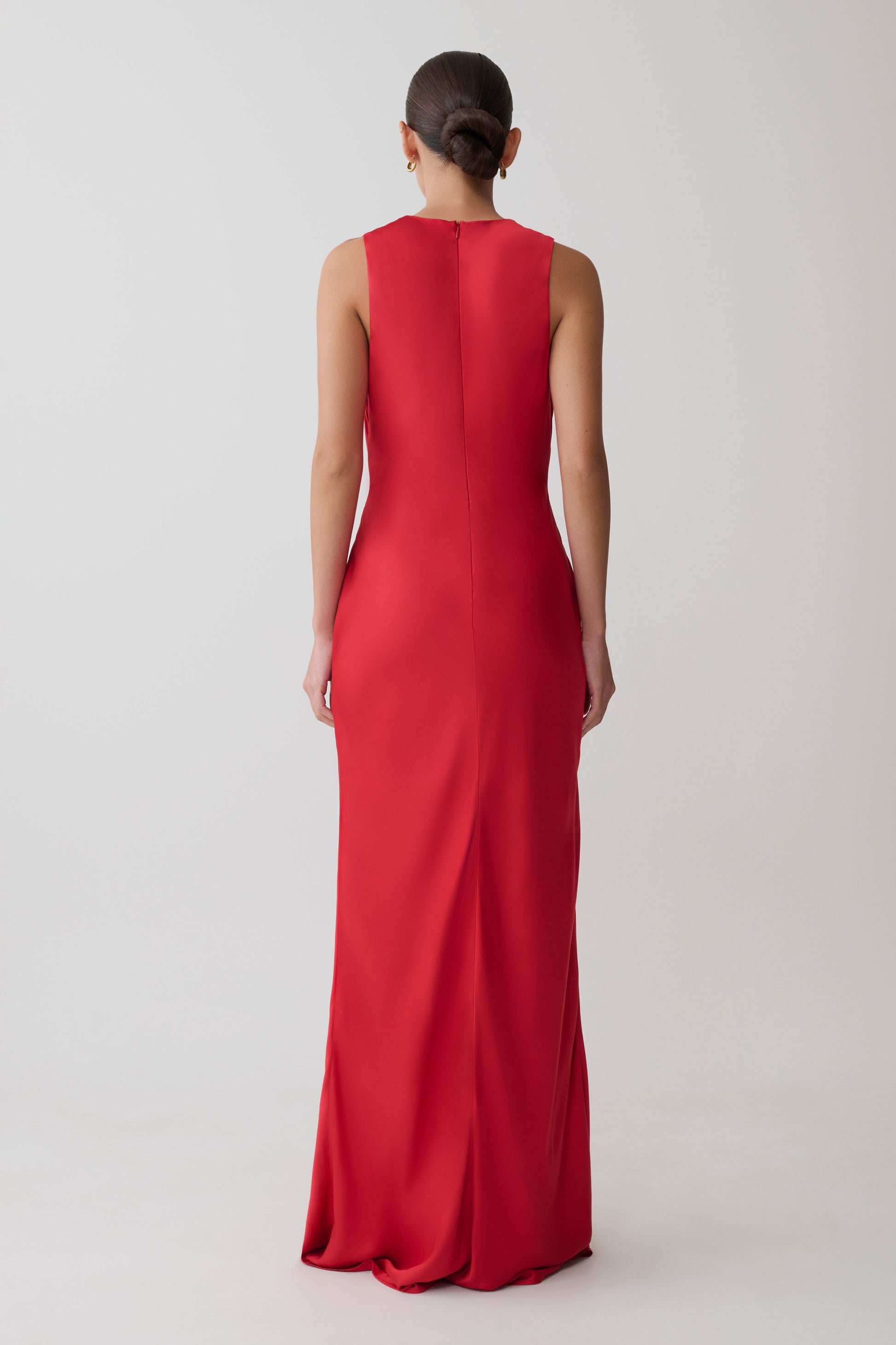 Esme Plunge Satin Maxi Dress / Red | MESHKI