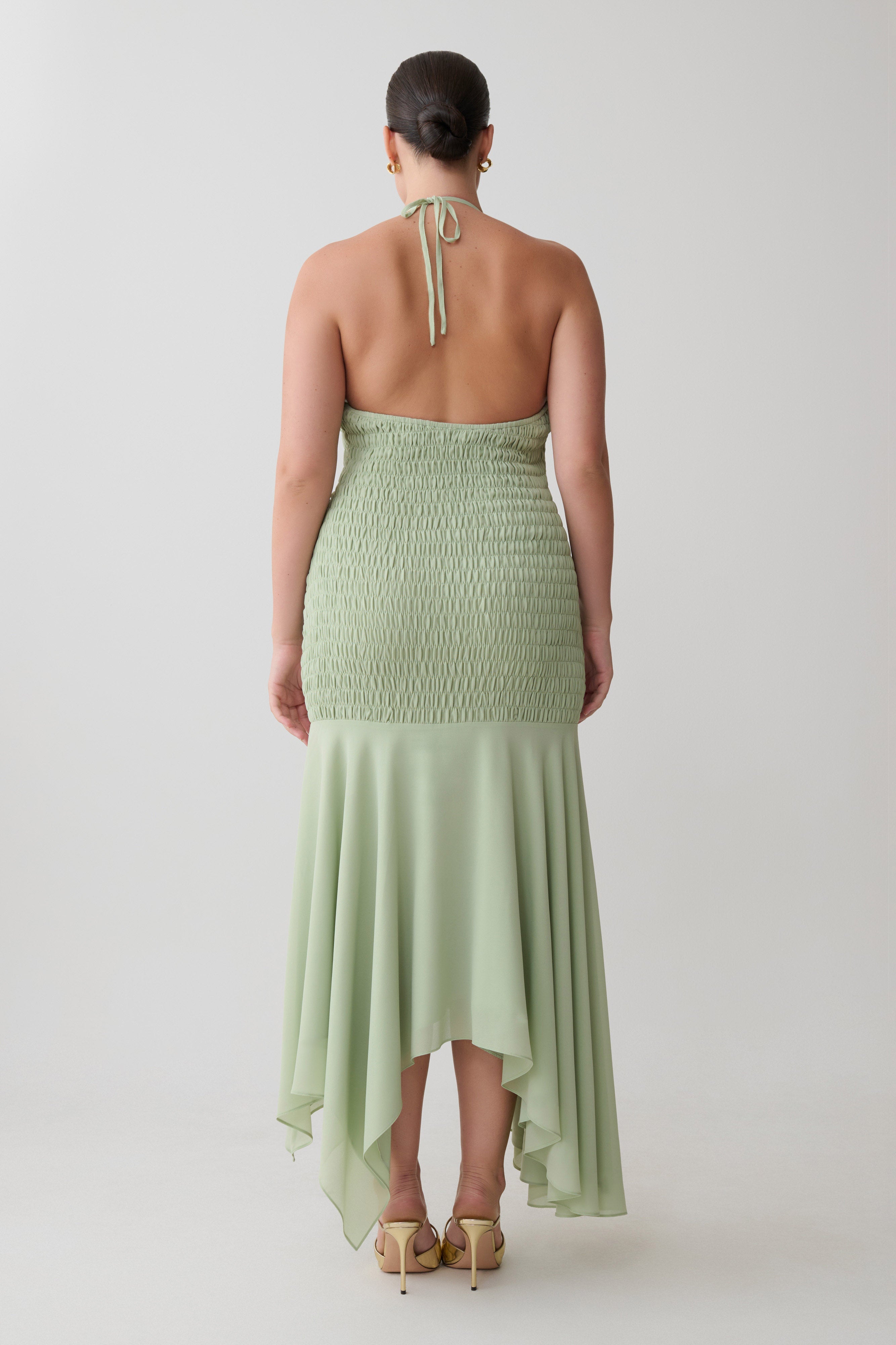Evelyn Shirred Chiffon Maxi Dress / Sage | MESHKI