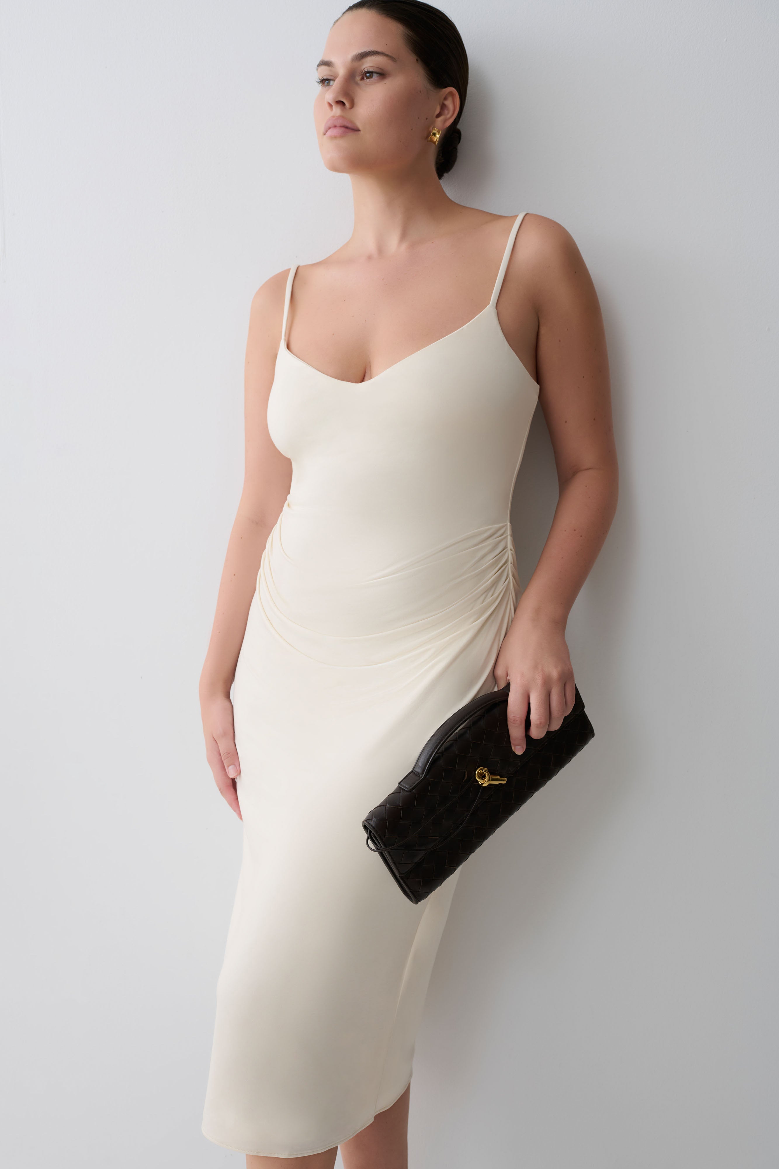 Vina Gathered Jersey Midi Dress - Ivory | MESHKI US