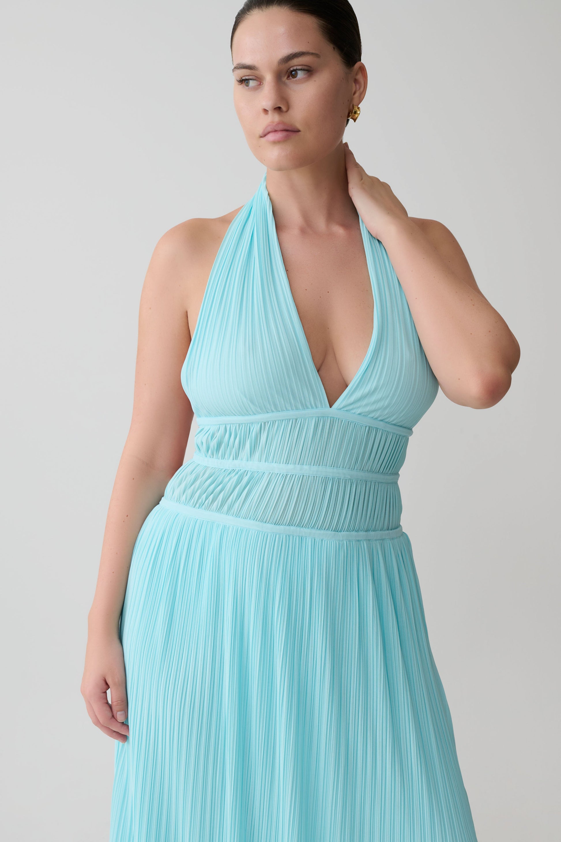 Thien Cowl Halter Midi Dress / Blue | MESHKI