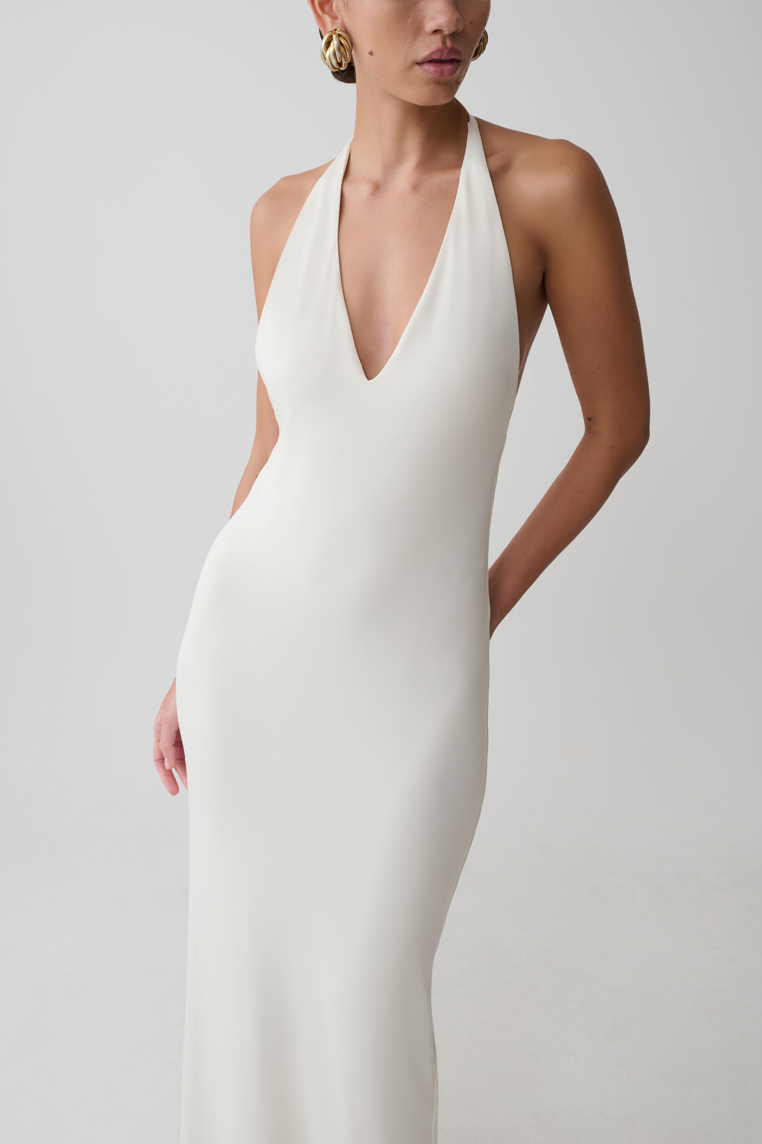 Hana Slinky Plunge Maxi Dress - Ivory | MESHKI US