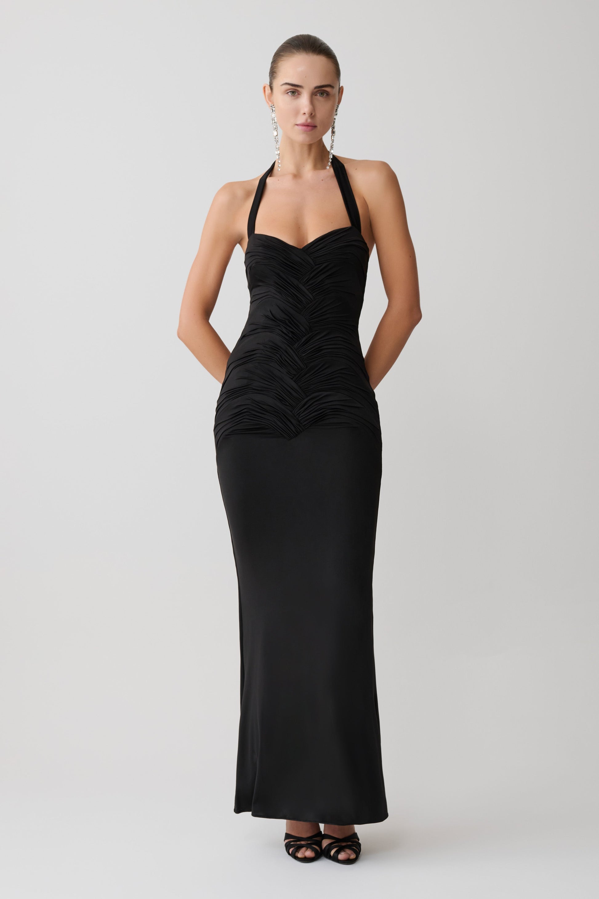Hoai Gathered Slinky Halter Maxi Dress / Black | MESHKI