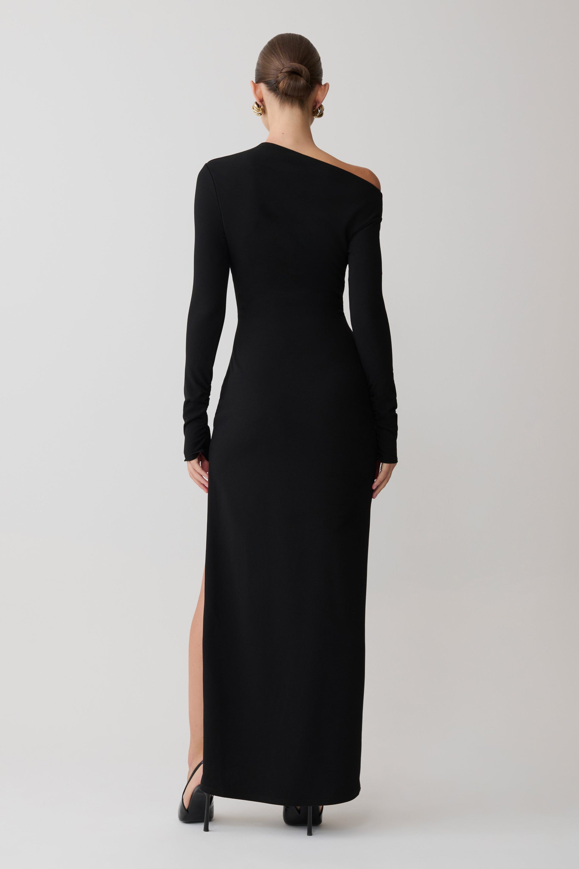 Thalyn Crepe Maxi Dress With Split / Black | MESHKI | L Thalyn Crepe Maxi Dress With Split / Black | MESHKI | L