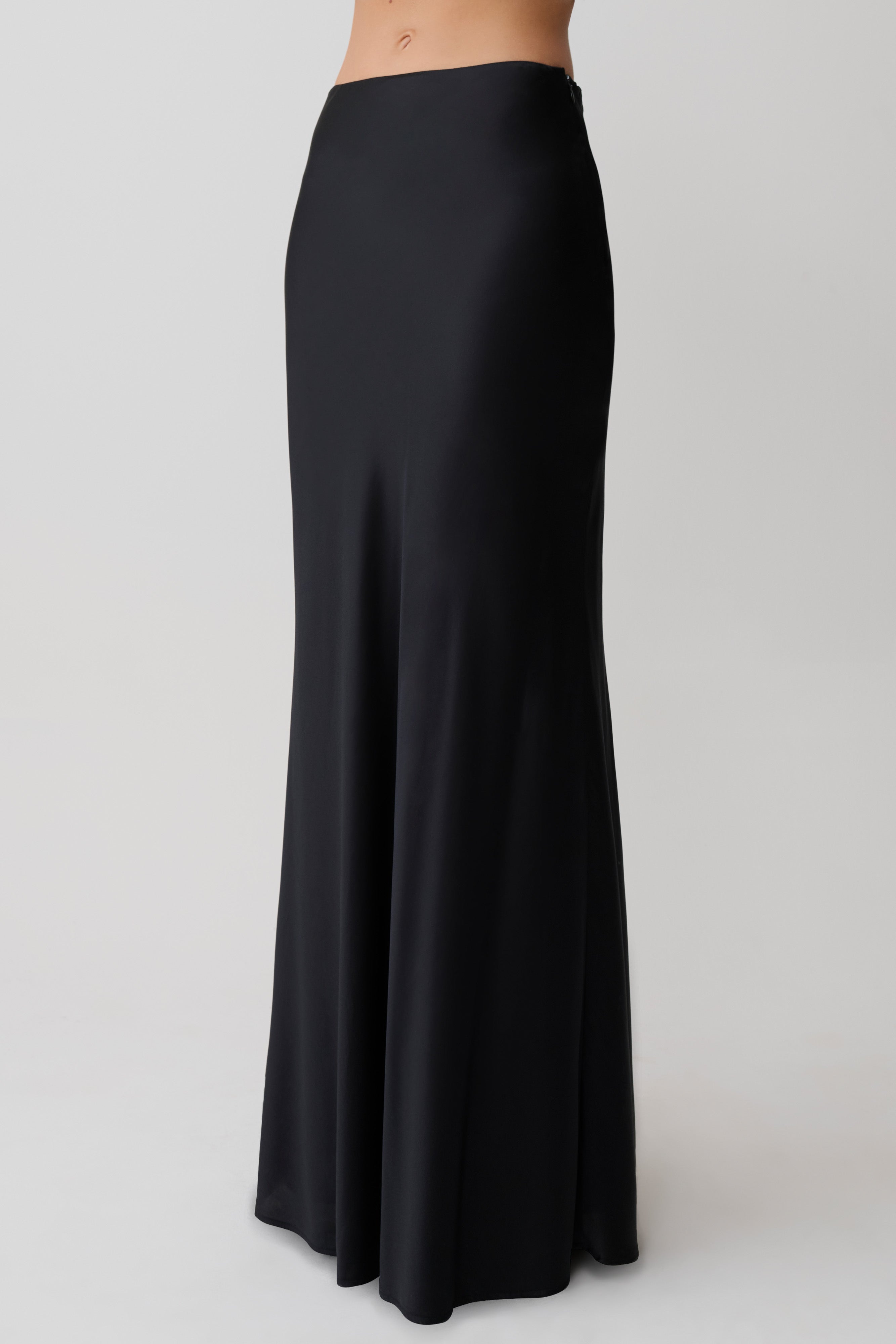 Sabrina Silk Blend Maxi Skirt - Black | MESHKI US