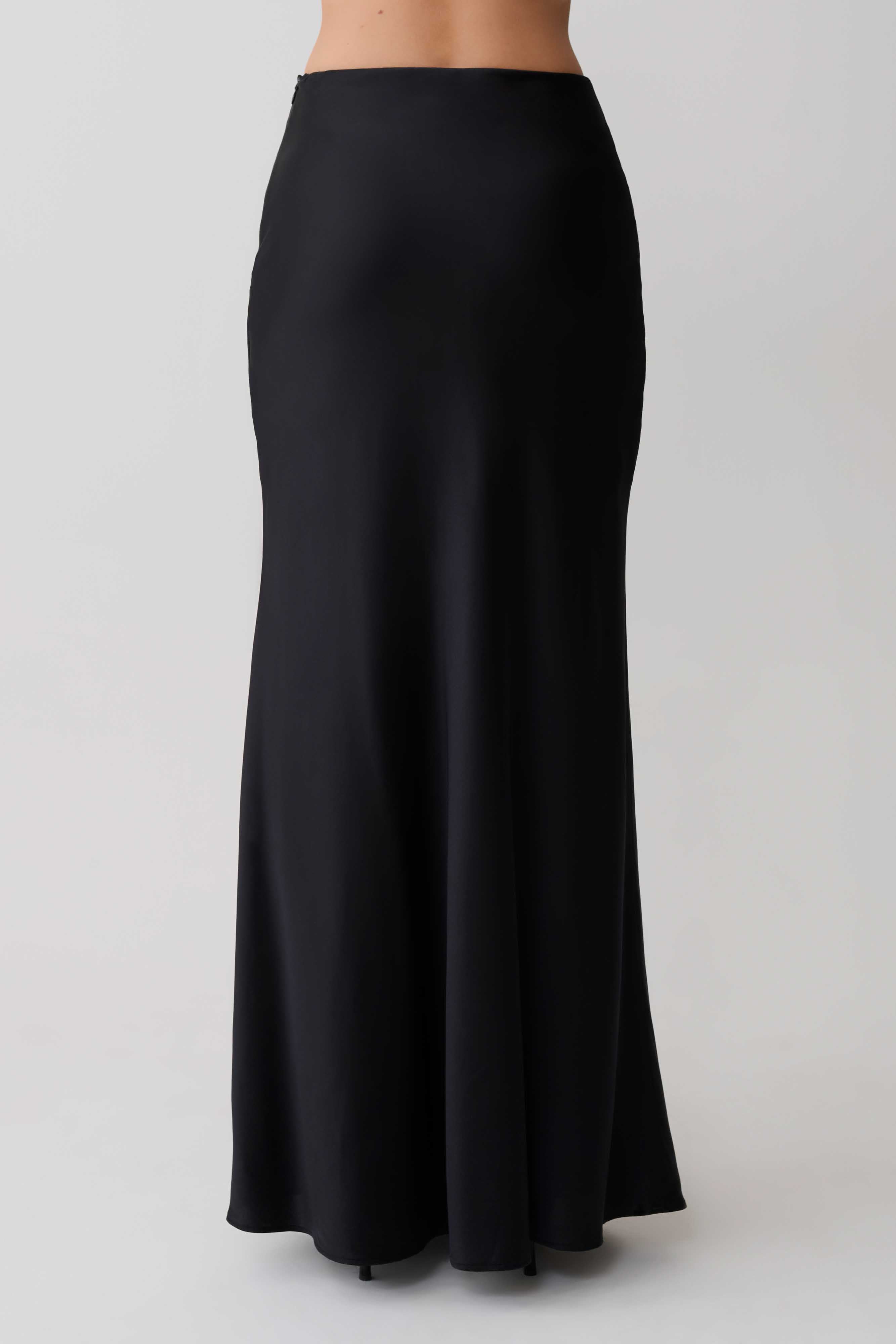 Sabrina Silk Blend Maxi Skirt - Black | MESHKI US